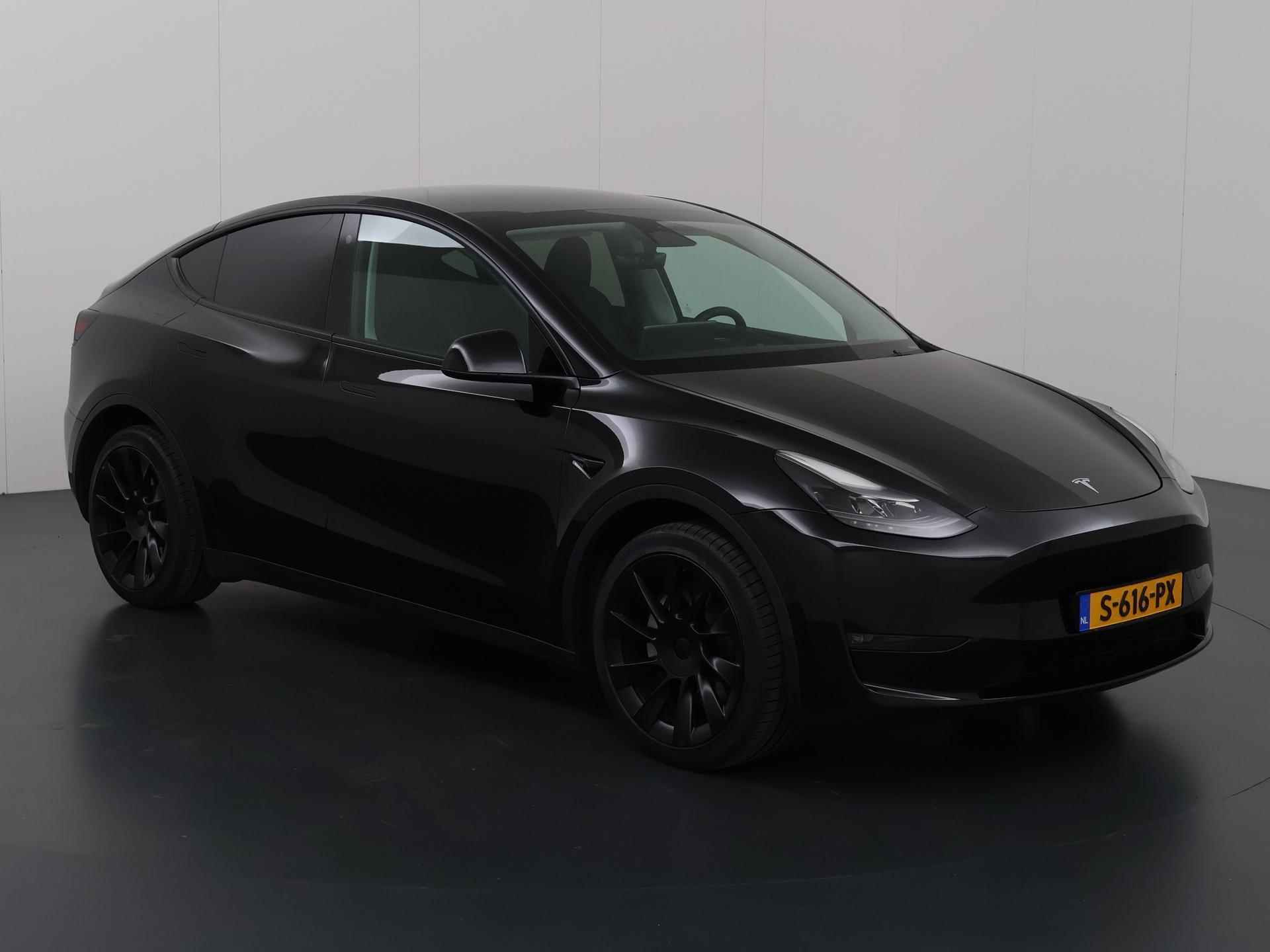 Tesla Model Y Long Range AWD 75 kWh | Prijs inclusief BTW | Ele. verstelbare stoelen + Geheugen | Camera | Panoramadak | Navigatie | Keyless Start & GO | 351pk | Trekhaak | - 24/51