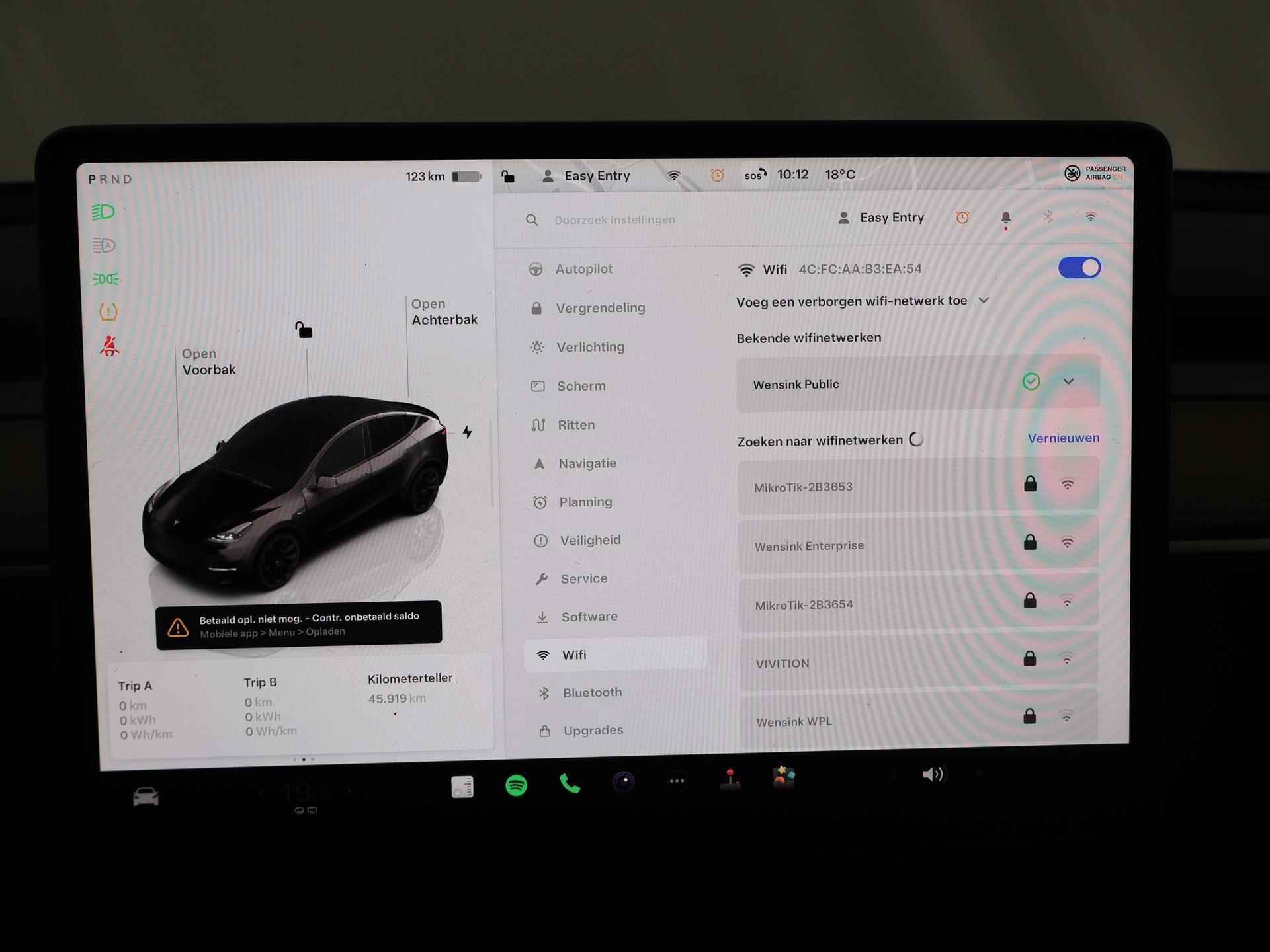 Tesla Model Y Long Range AWD 75 kWh | Prijs inclusief BTW | Ele. verstelbare stoelen + Geheugen | Camera | Panoramadak | Navigatie | Keyless Start & GO | 351pk | Trekhaak | - 29/51