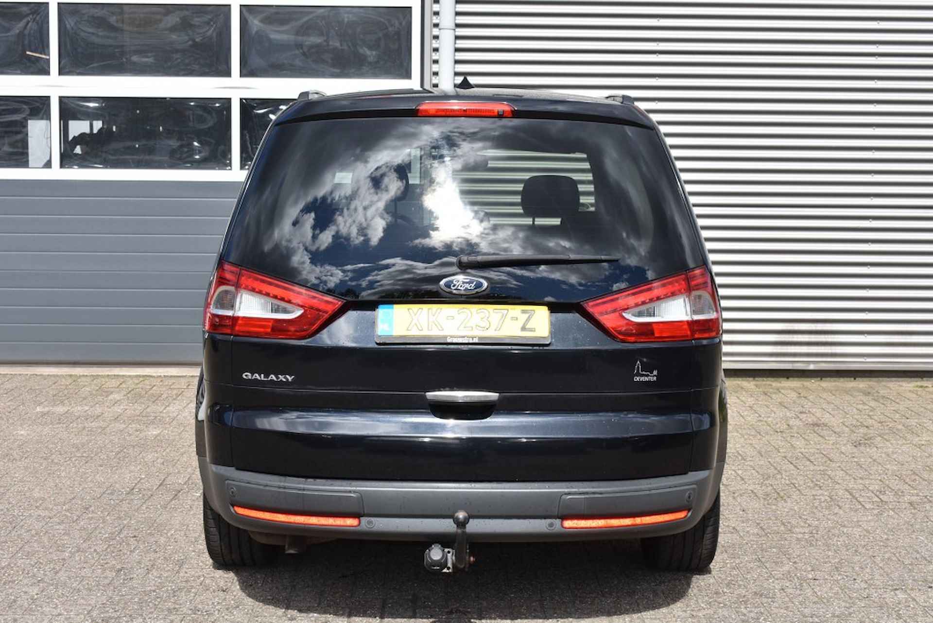 FORD Galaxy 1.6 SCTI TREND BNS /  NAVI / STOELVERWARMING / 7 PERSOONS - 4/28