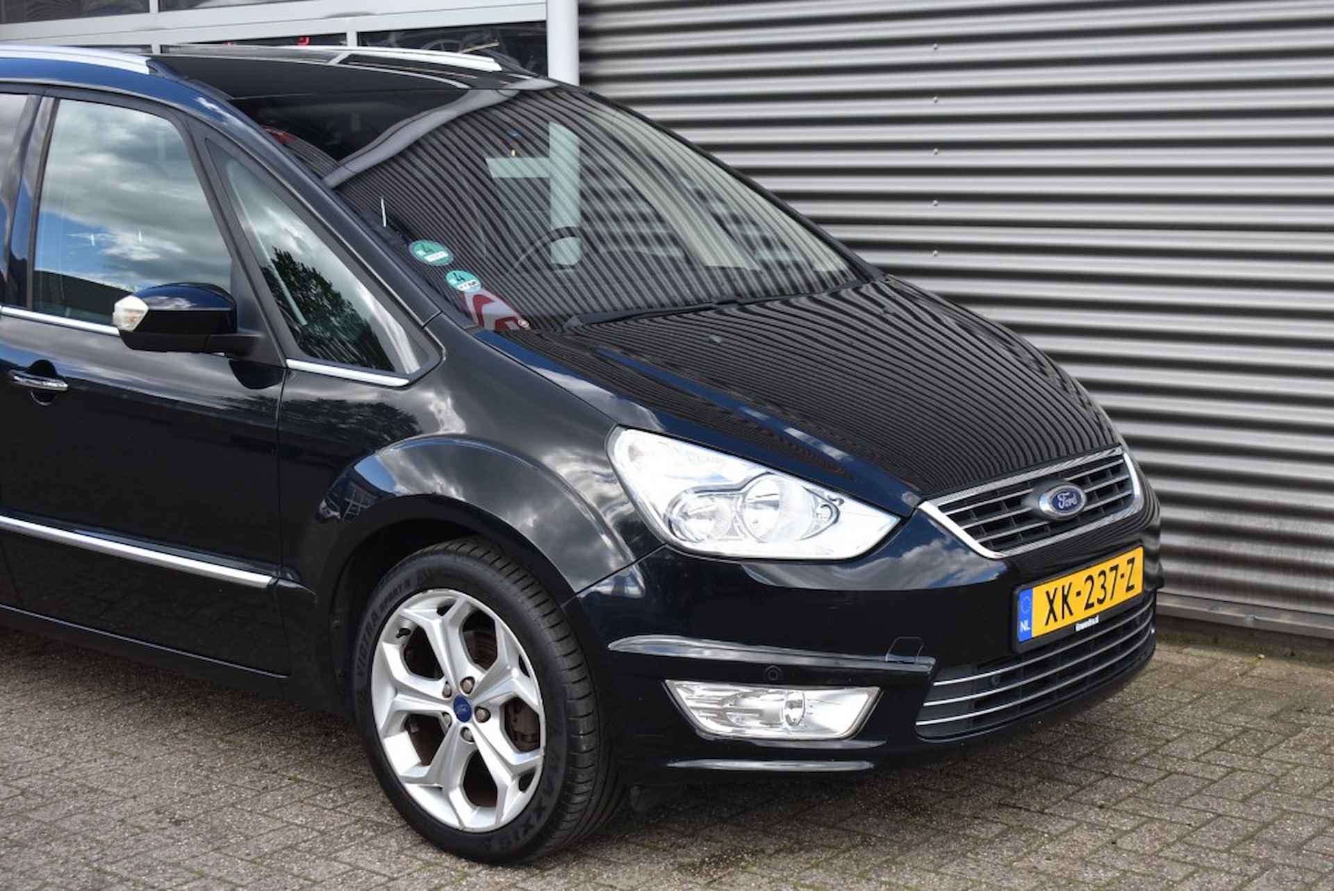 FORD Galaxy 1.6 SCTI TREND BNS /  NAVI / STOELVERWARMING / 7 PERSOONS - 10/28