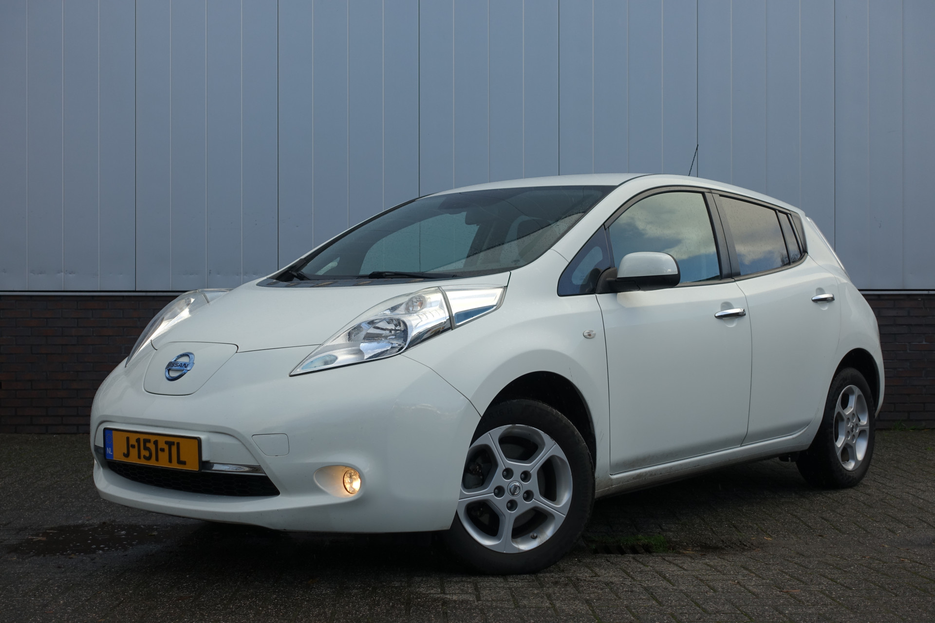 Nissan Leaf Acenta 24 kWh Na subsidie € 7.500,-