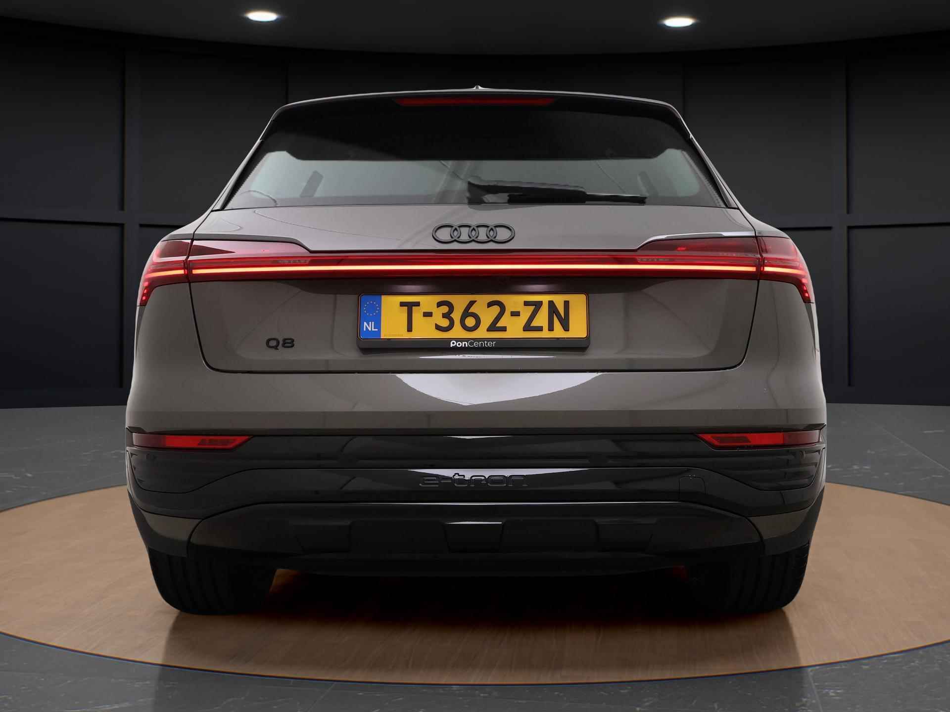 Audi Q8 e-tron 50 Quattro Advanced Edition 95 kWh | Optiekpakket + | Alcantara | Achteruitrijcamera | Sportstoelen | LED - 7/15