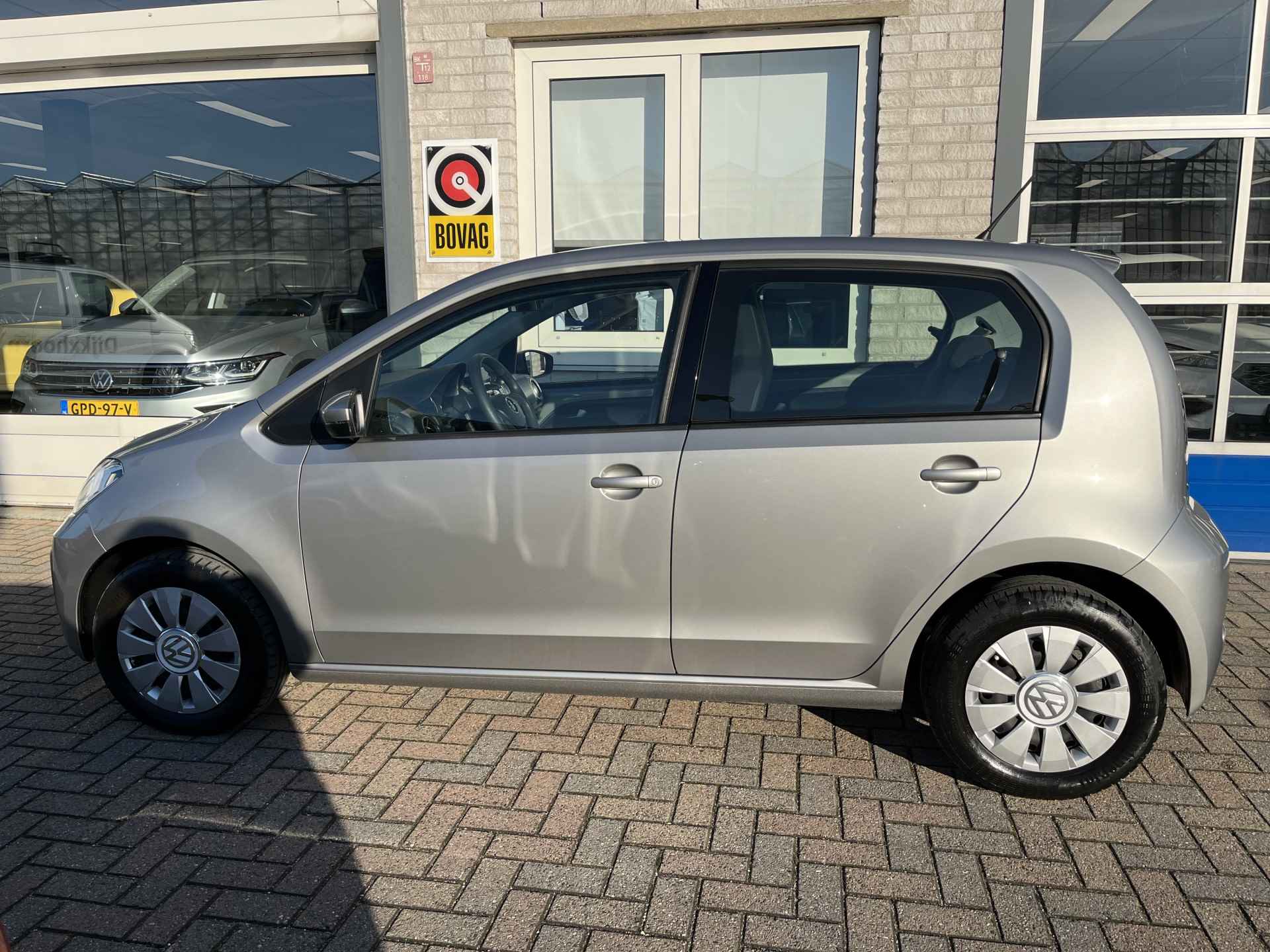 Volkswagen up! 1.0 BMT 60pk move up! / AIRCO/ DAB/ BLUETOOTH/ AUTOMATISCHE VERLICHTING/ 5 DEURS - 3/32