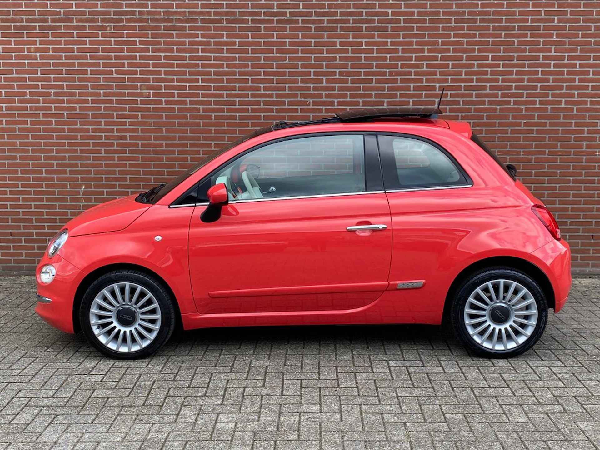 FIAT 500 0.9 TWINAIR T LOUNGE SCHUIF/KANTELDAK NAV CRUISE PDC DAB - 3/24