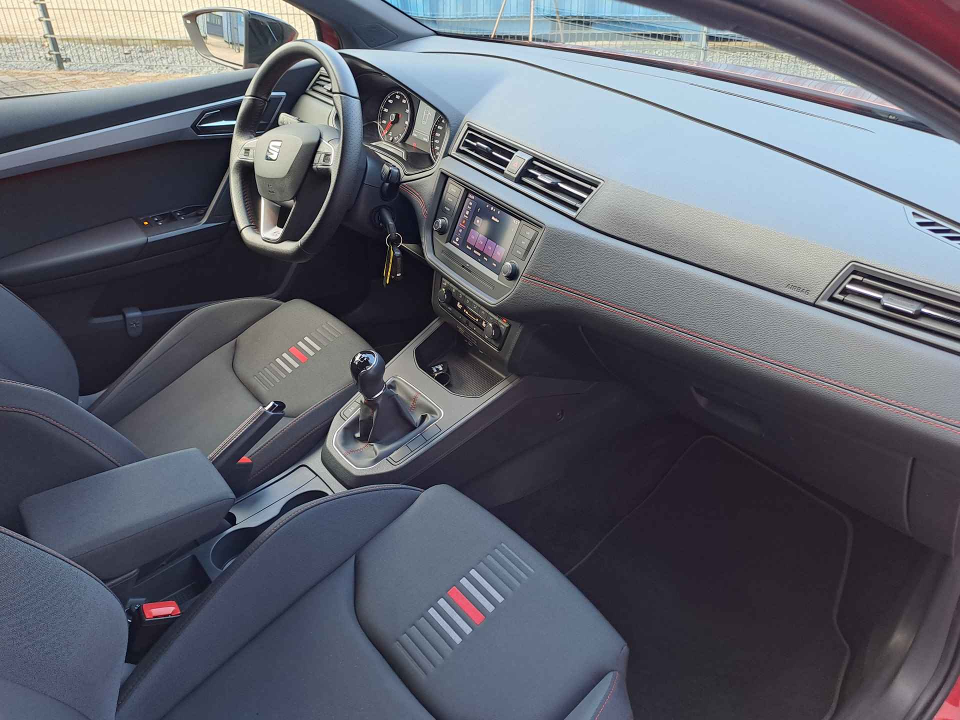 SEAT Ibiza 1.0 EcoTSI FR Apple Carplay/Android Auto | 17 LM | Cruise | DAB - 8/30