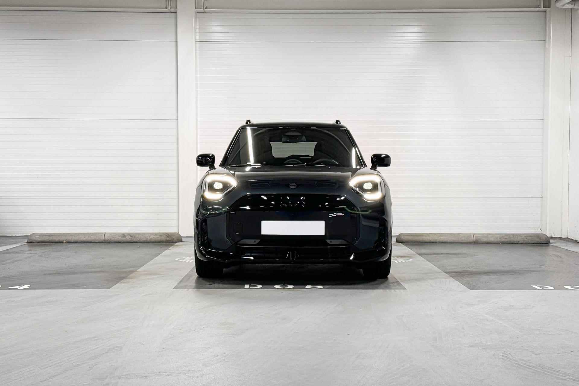 MINI Aceman SE | John Cooper Works Uitvoering | Pakket XL | Dak en spiegelkappen in Jetblack - 4/19