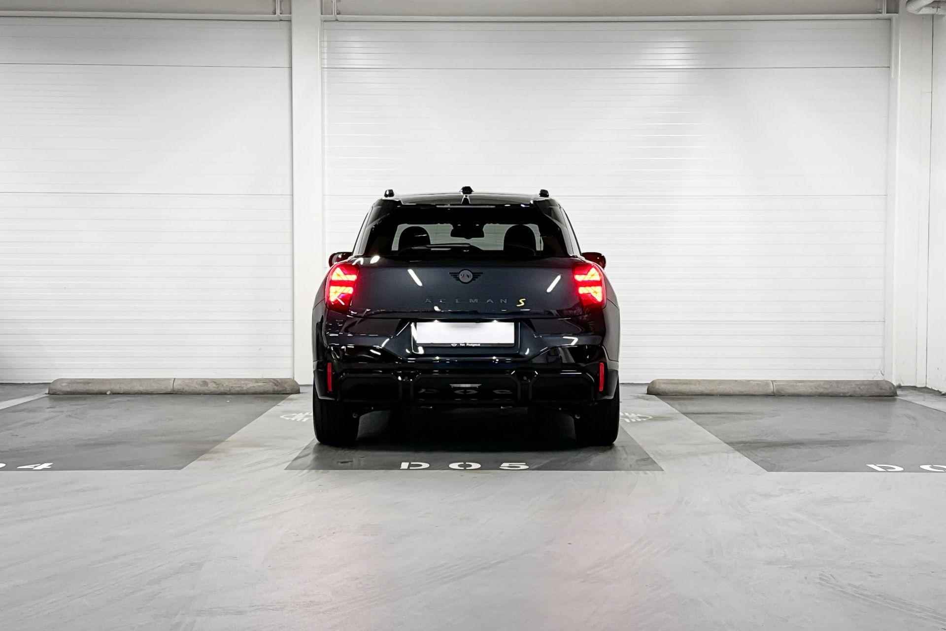 MINI Aceman SE | John Cooper Works Uitvoering | Pakket XL | Dak en spiegelkappen in Jetblack - 6/19