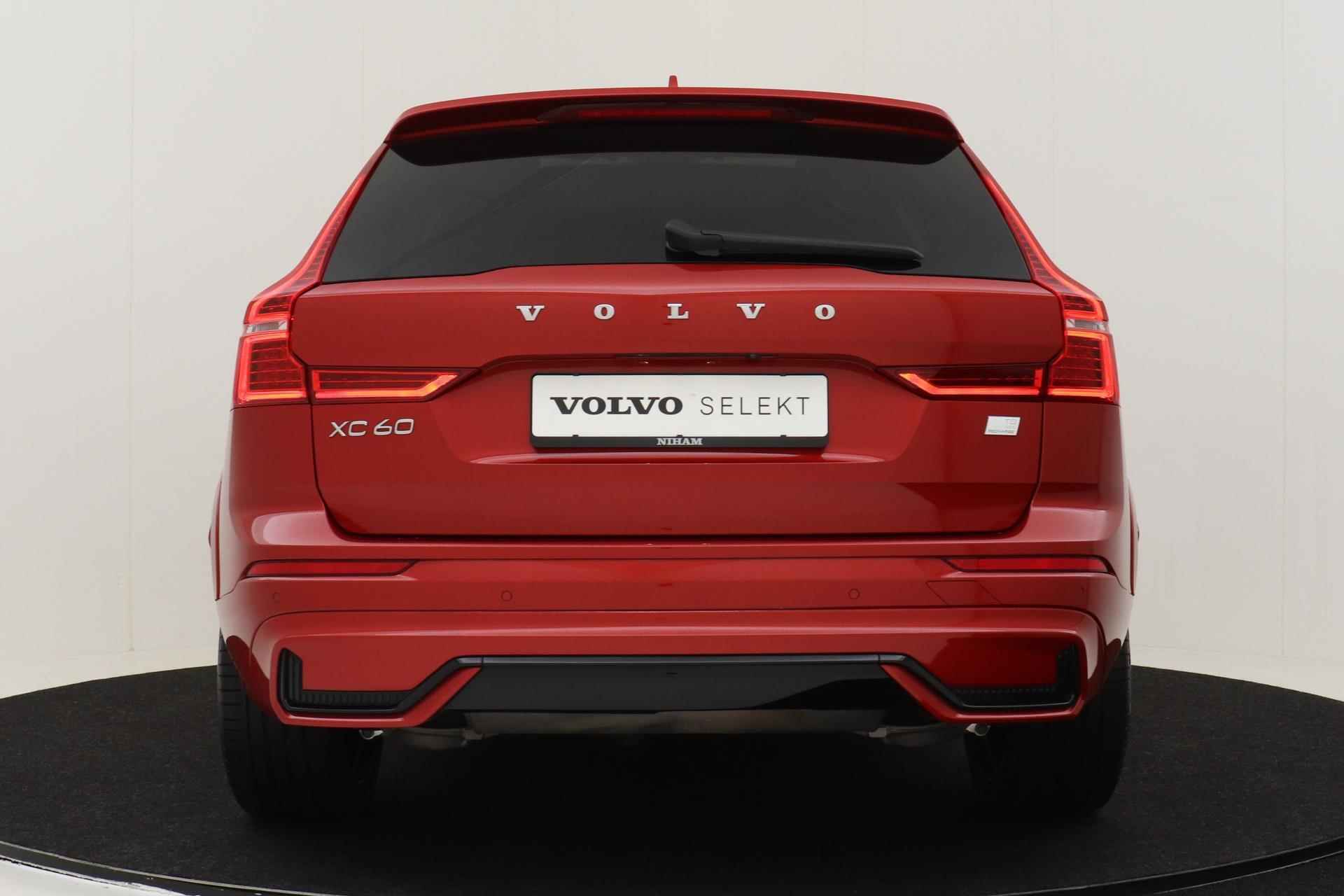 Volvo XC60 T8 RECHARGE AWD R-DESIGN *LONG RANGE* -LUCHTVERING|PANO.DAK|HK-AUDIO|22"|CAMERA|HEAD-UP DISP. - 10/45