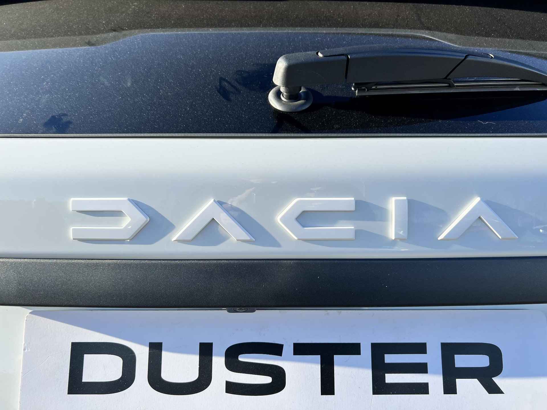 Dacia Duster 1.6 Hybrid 140 Journey | Pack Parking | 18-Inch Lichtmetalen Velgen| 360º Camera| Dodehoek Detectie - 15/19