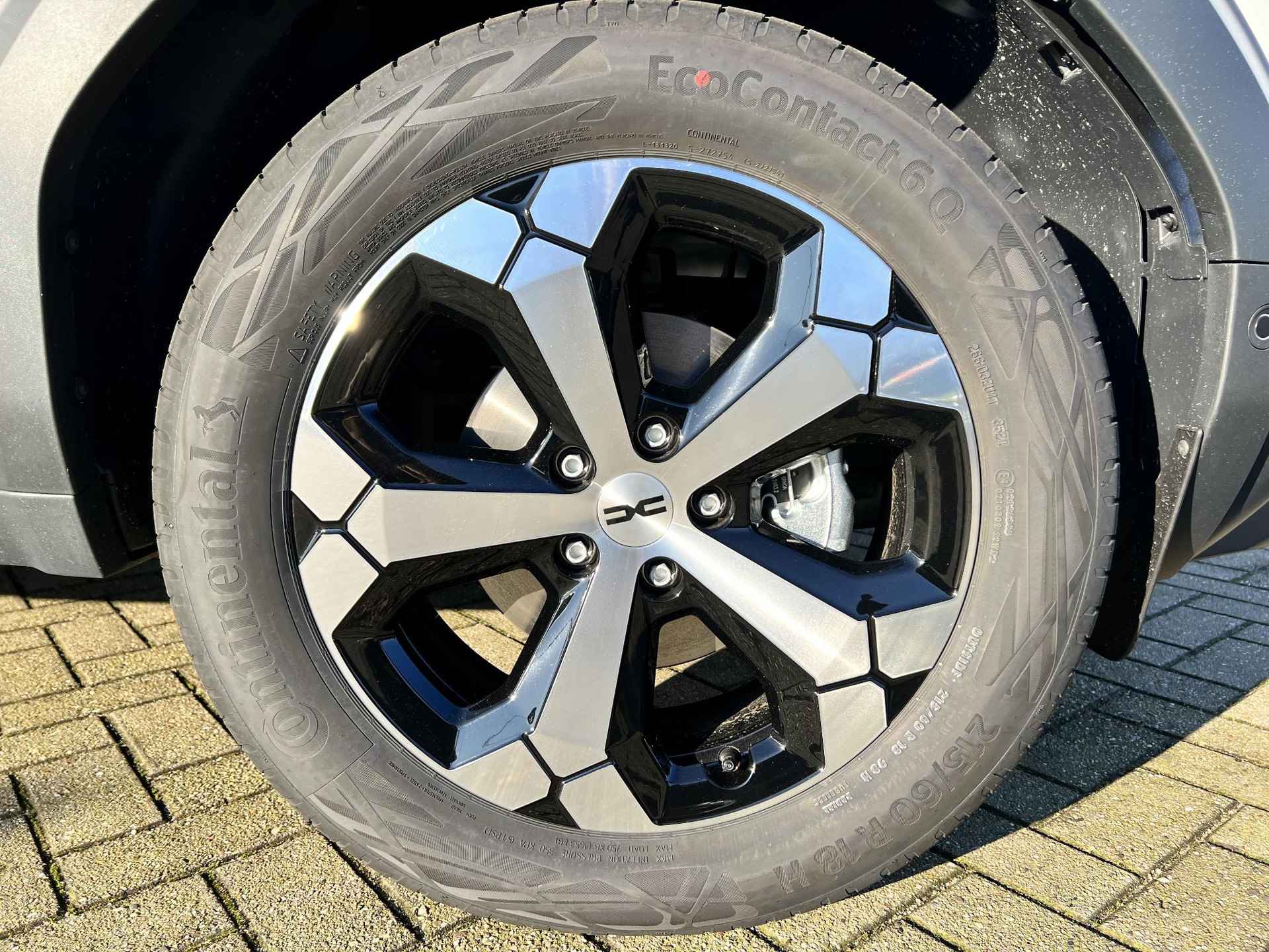 Dacia Duster 1.6 Hybrid 140 Journey | Pack Parking | 18-Inch Lichtmetalen Velgen| 360º Camera| Dodehoek Detectie - 17/19