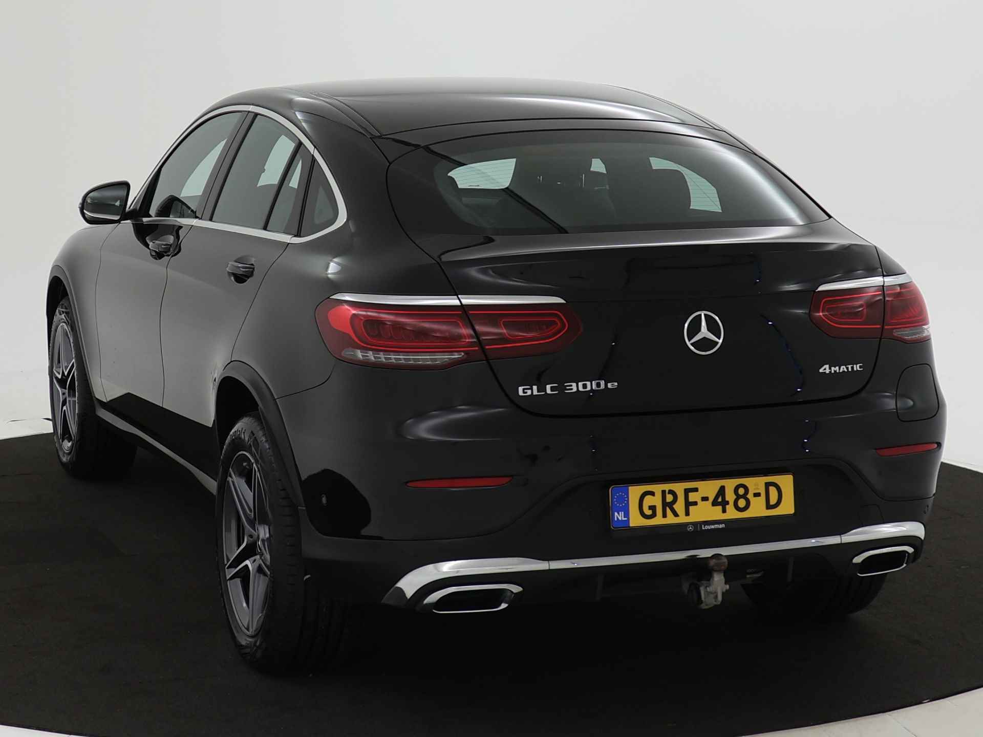 Mercedes-Benz GLC Coupé 300 e AMG Plug-In Hybride | AMG Styling | Trekhaak | Digitaal Dashboard | Ledkoplampen | KEYLESS GO | EASY PACK achterklep | Trekhaak | Inclusief 24 maanden MB Certified garantie voor Europa. - 17/45