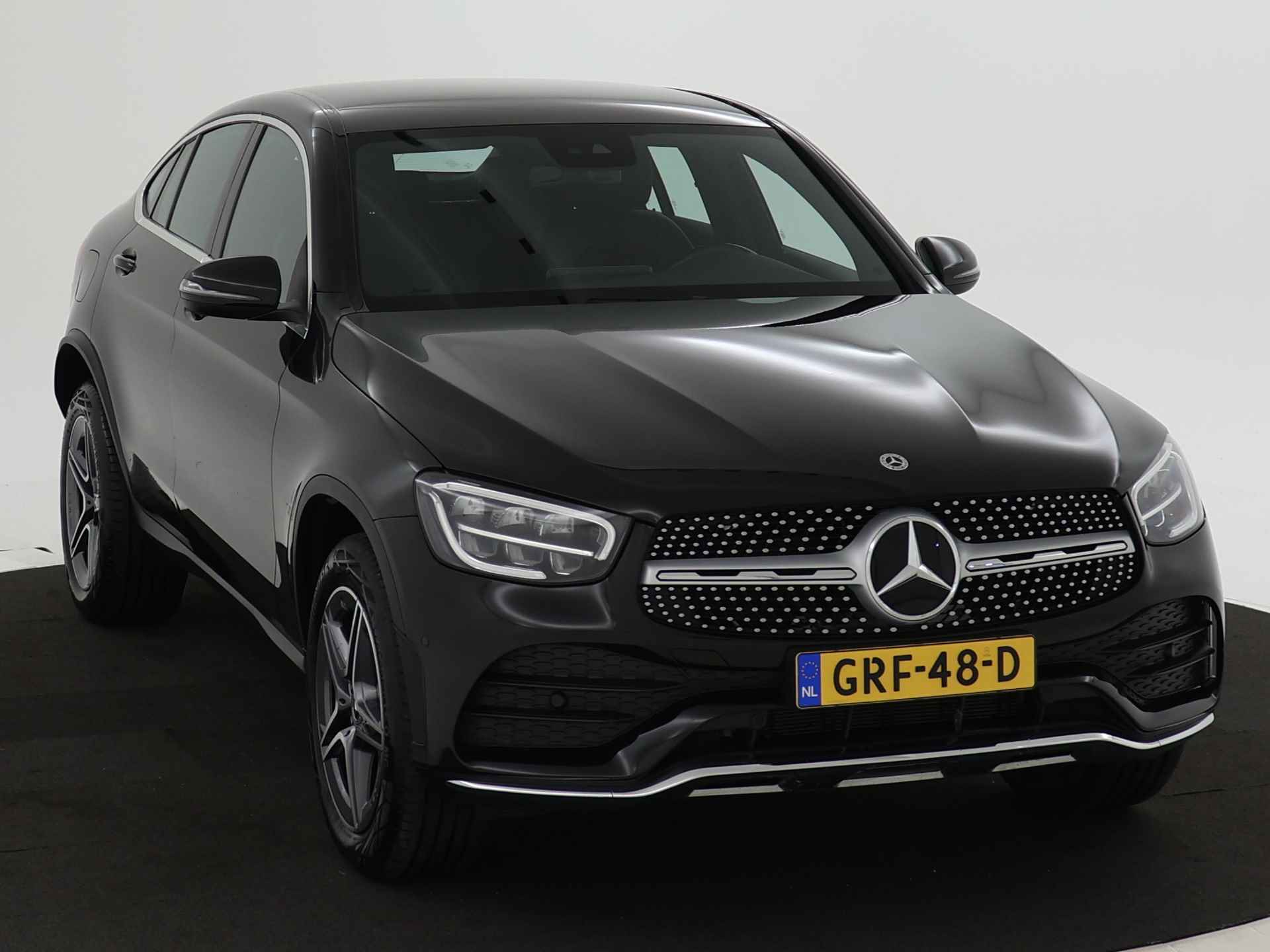 Mercedes-Benz GLC Coupé 300 e AMG Plug-In Hybride | AMG Styling | Trekhaak | Digitaal Dashboard | Ledkoplampen | KEYLESS GO | EASY PACK achterklep | Trekhaak | Inclusief 24 maanden MB Certified garantie voor Europa. - 28/45