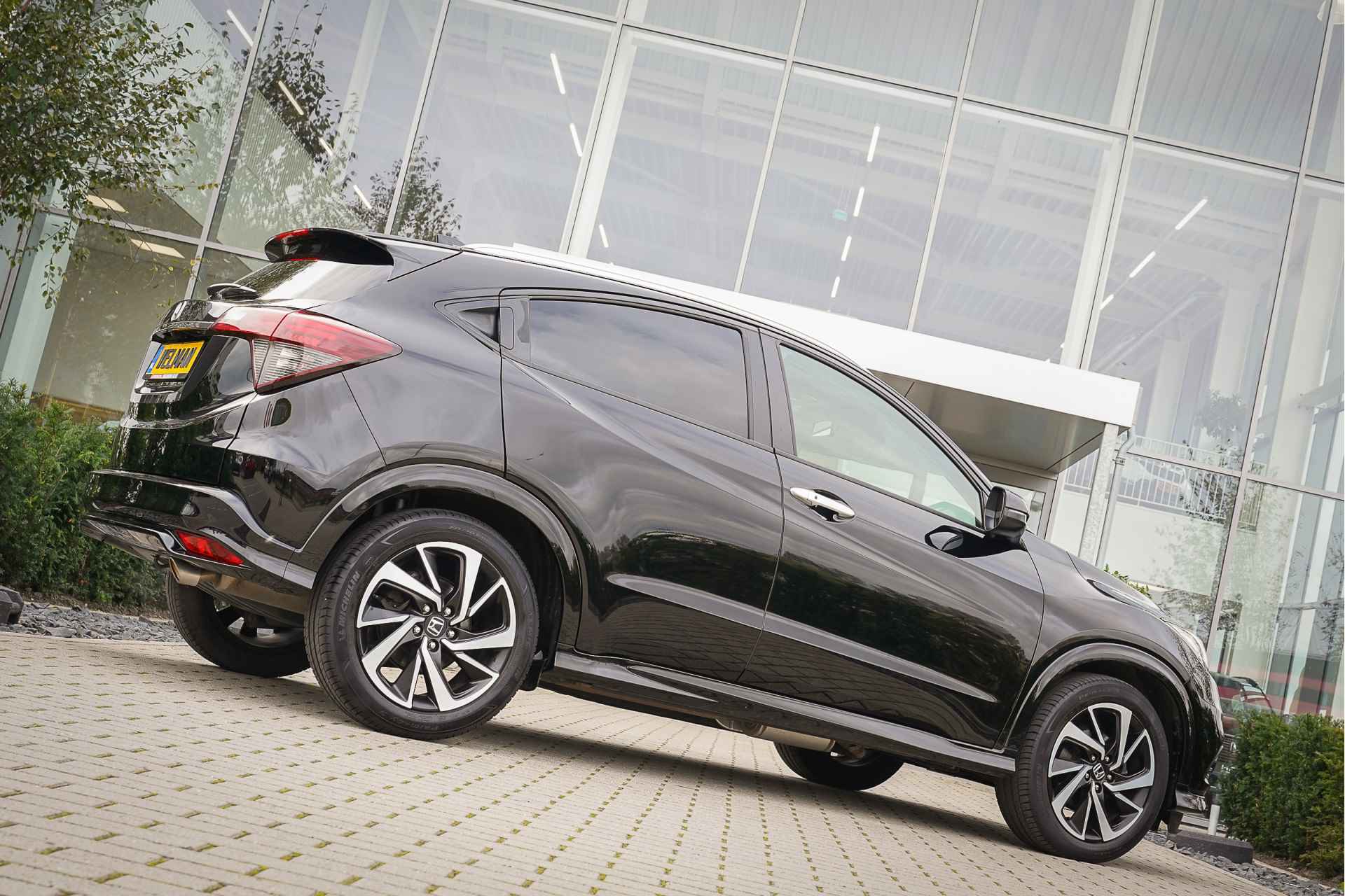 Honda HR-V 1.5i V-TEC EXECUTIVE - AUTOMAAT - PANORAMADAK - LED VERLICHTING - 11/57