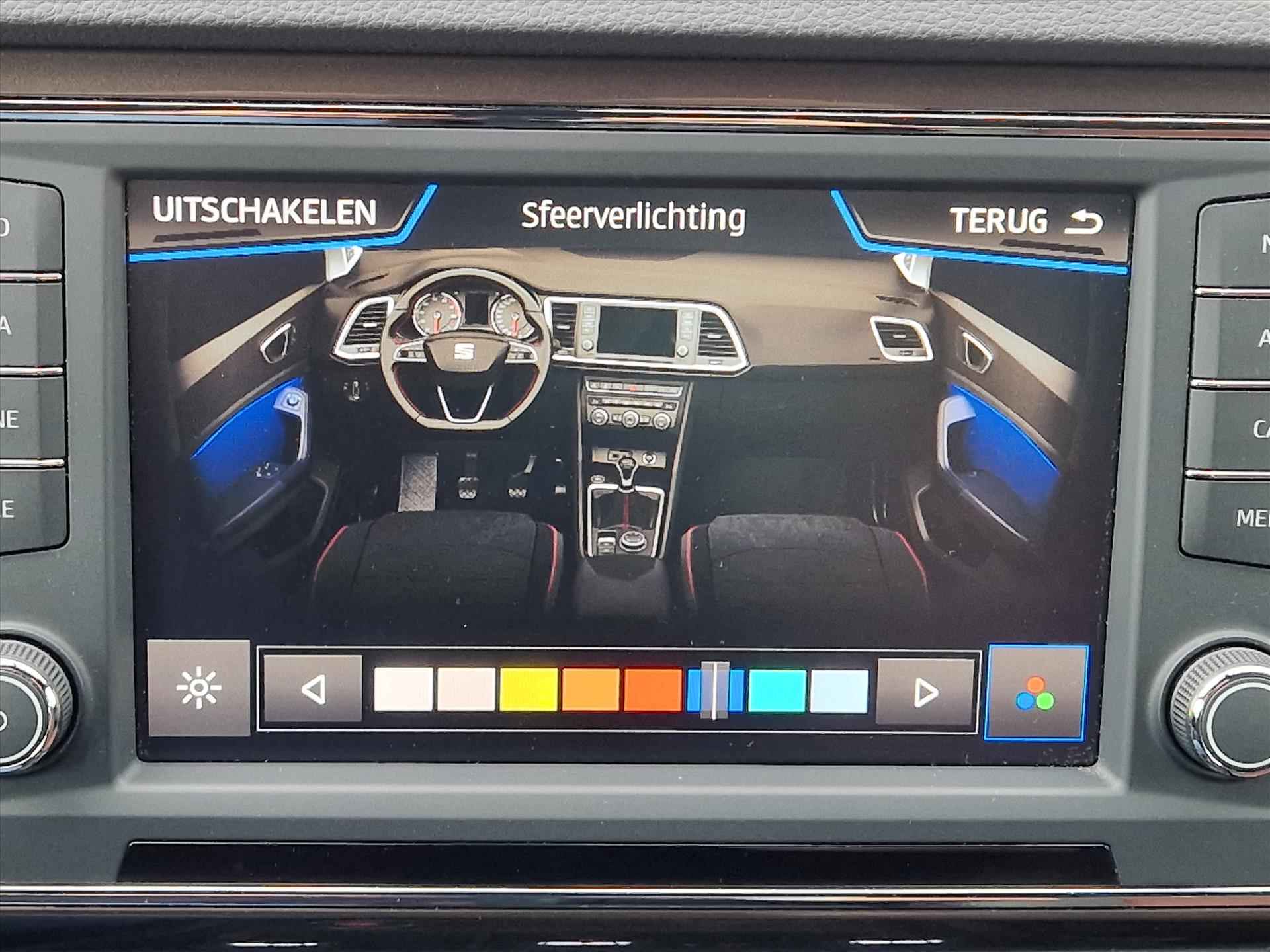 Seat Ateca 1.5 TSI Xcellence Panodak - Sfeer verlichting - 360° Camera - NL Auto - 18/32