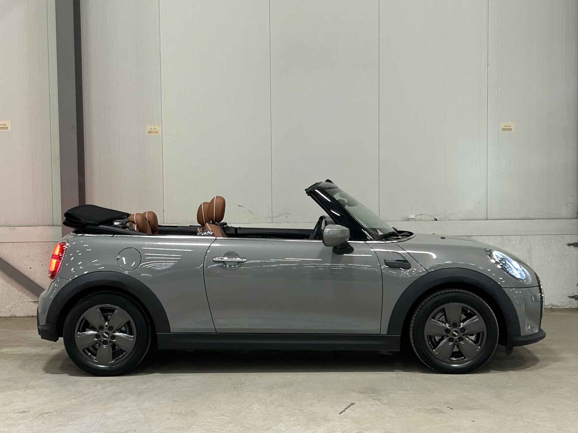 MINI Cabrio 1.5 Cooper MINI Yours | Lederen bekleding | LED | Carplay | Camera | Stoel/Stuurverwarming | Cruise Control | - 18/41