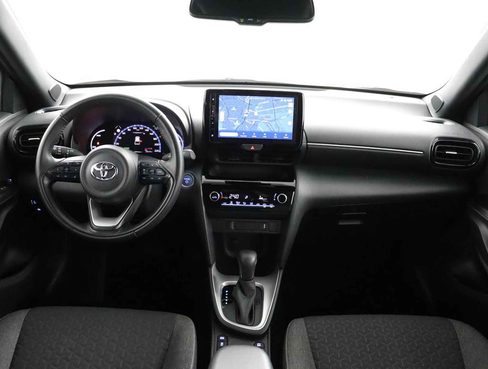 Toyota Yaris Cross 1.5 Hybrid Dynamic | Navigatie | LED verlichting | Cruise control | - 4/48