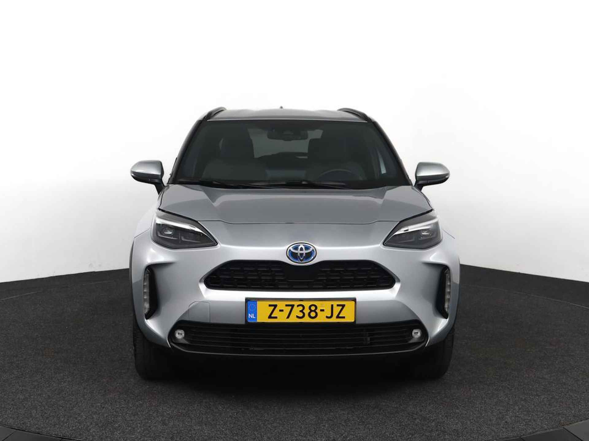 Toyota Yaris Cross 1.5 Hybrid Dynamic | Navigatie | LED verlichting | Cruise control | - 16/48