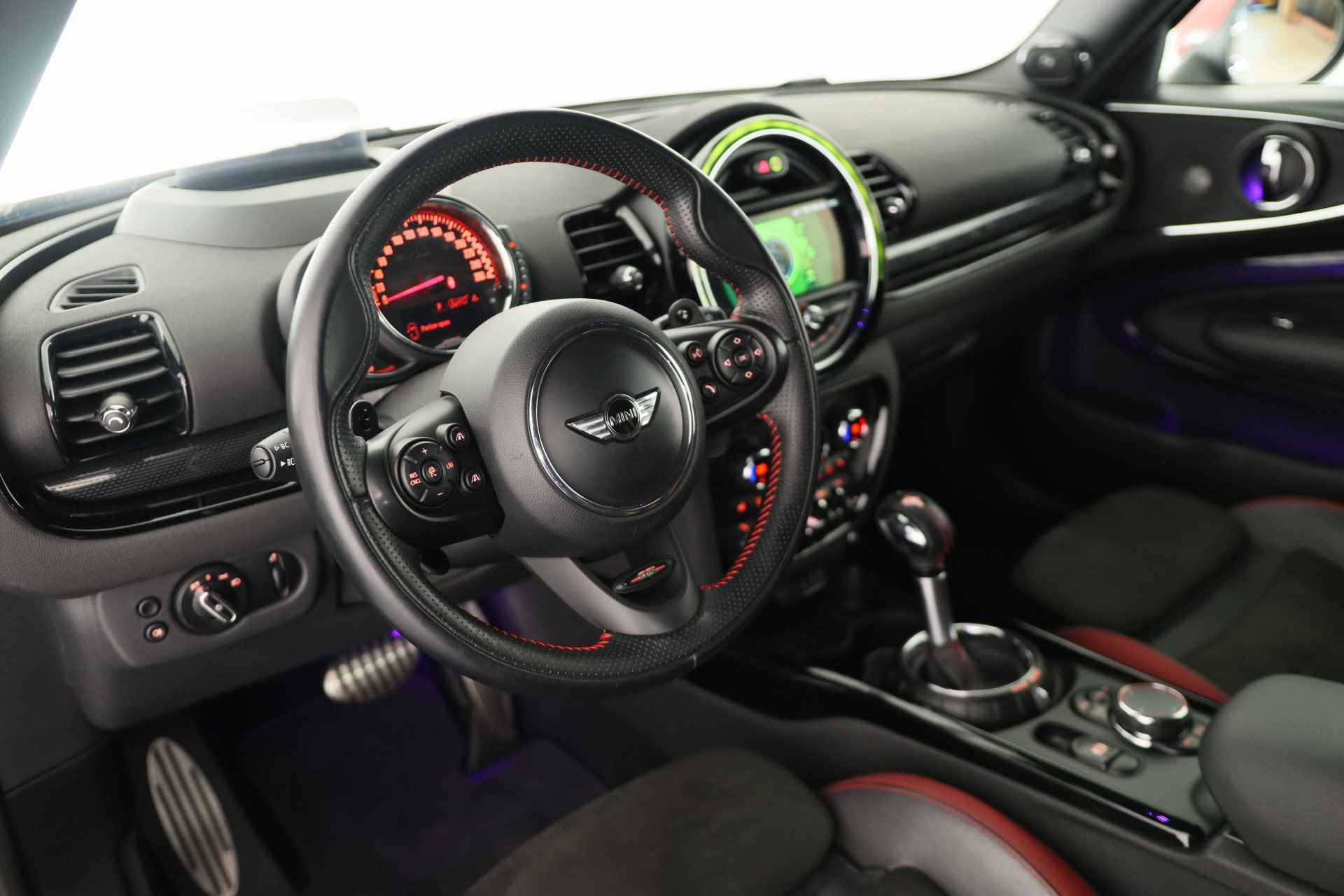 MINI Clubman 2.0 John Cooper Works ALL4 Chili | Dealer Onderhouden! | LED | Harman/Kardon | Sfeer Verlichting | Sportstoelen | HUD | Clima | - 7/54