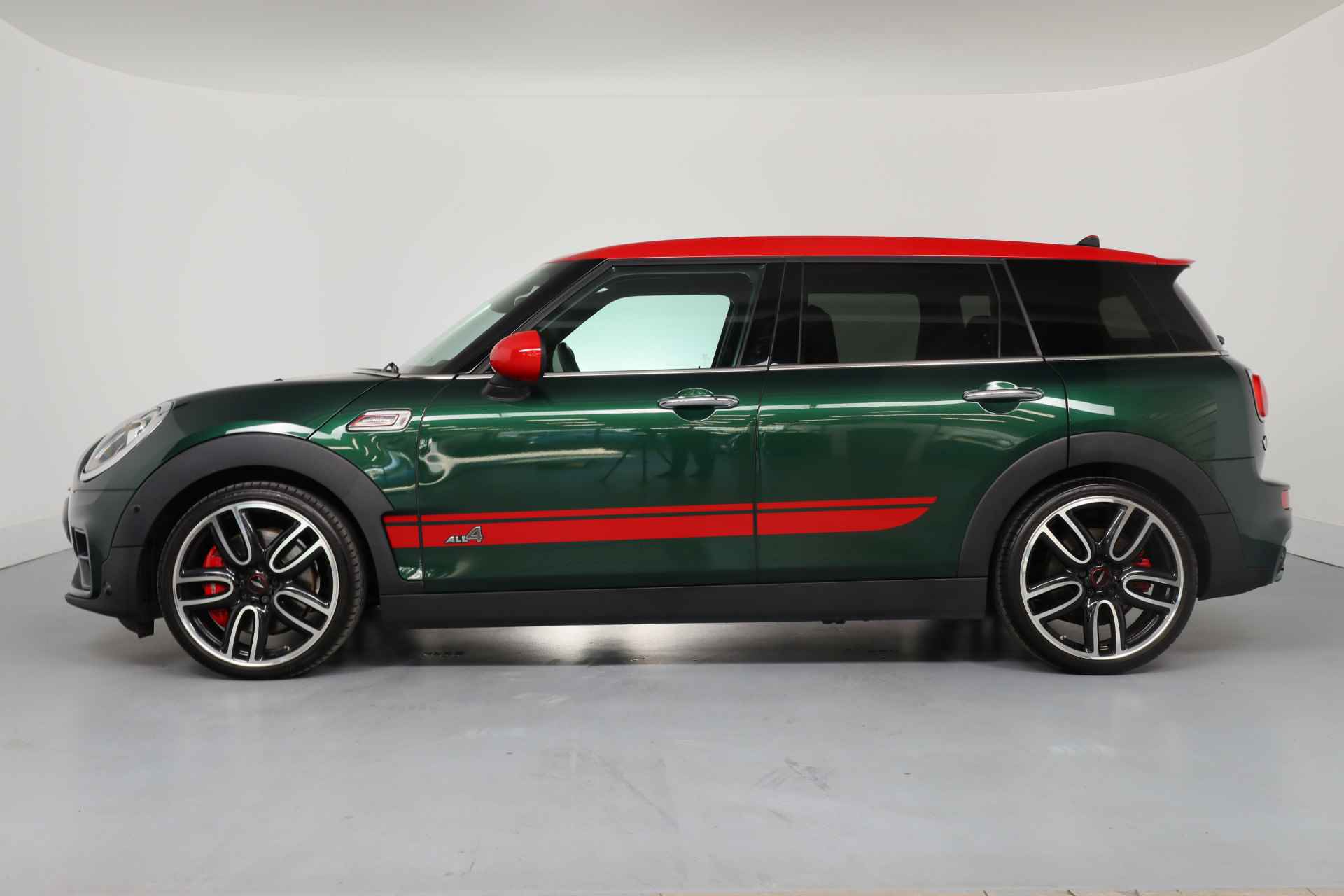 MINI Clubman 2.0 John Cooper Works ALL4 Chili | Dealer Onderhouden! | LED | Harman/Kardon | Sfeer Verlichting | Sportstoelen | HUD | Clima | - 23/54