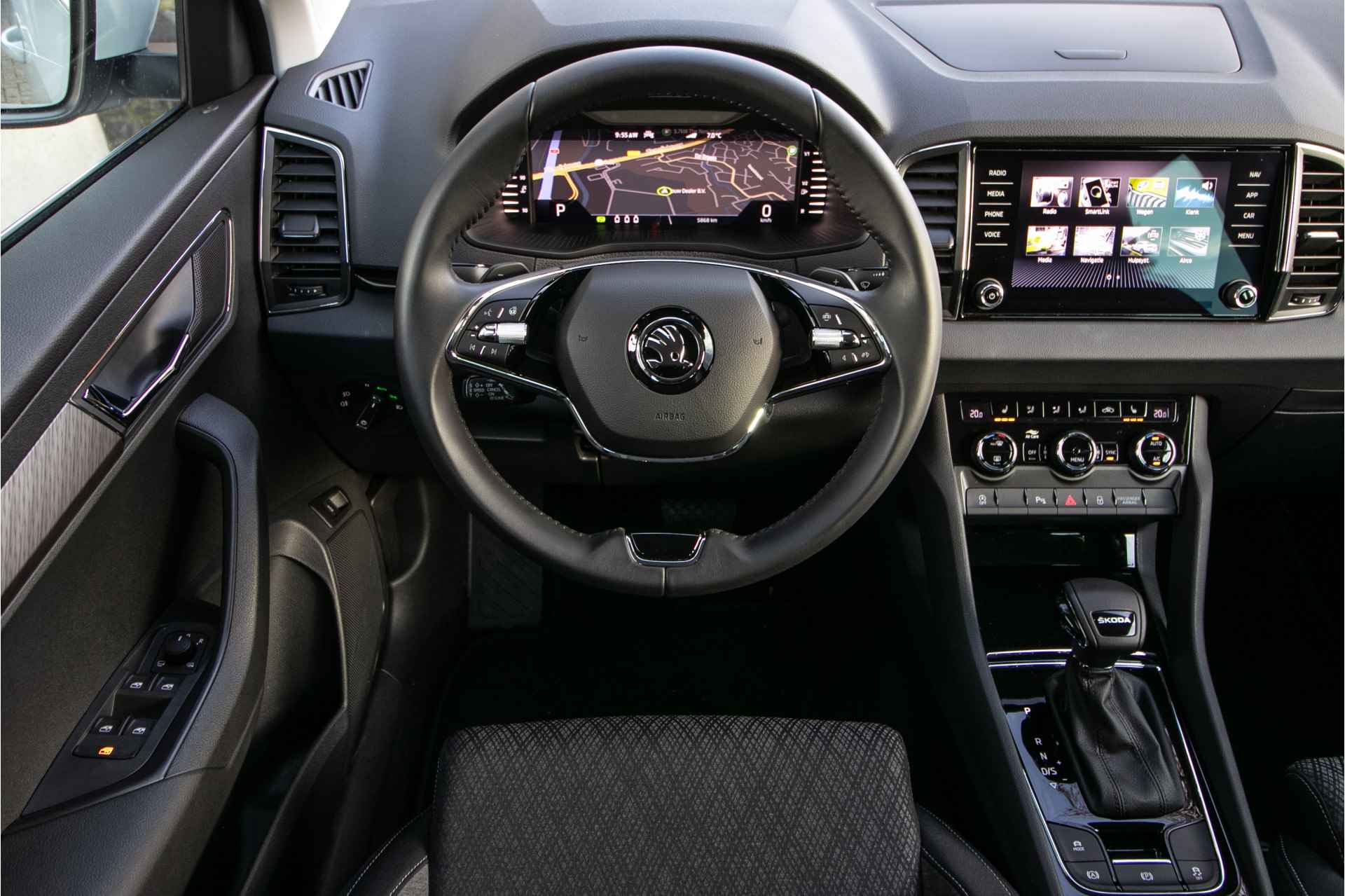 Škoda Karoq 1.5 TSI ACT Business Edition Plus automaat - All-in rijklrprs| Digitaal display | Navi | Cam | Adapt. cruise - 12/45