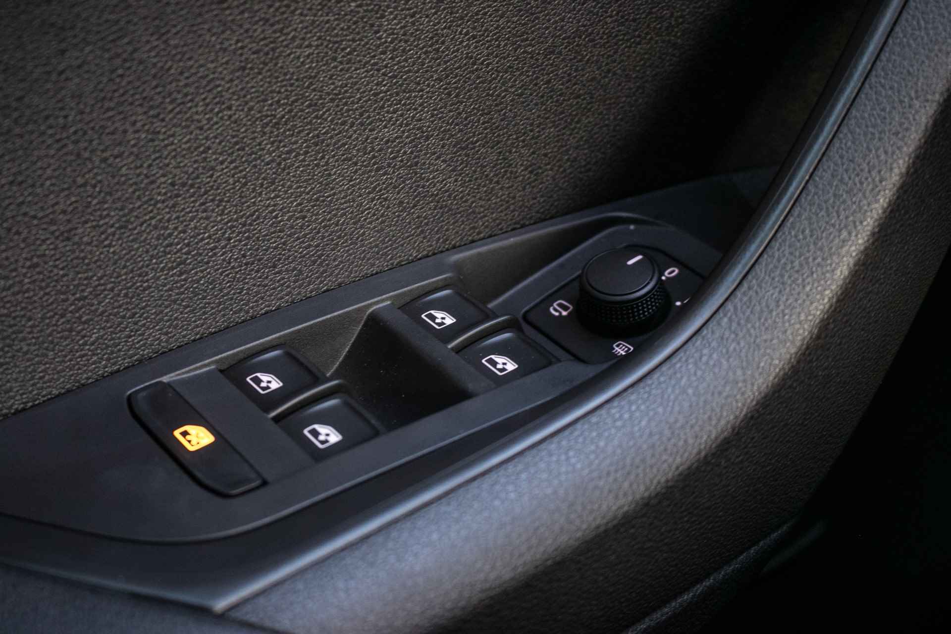 Škoda Karoq 1.5 TSI ACT Business Edition Plus automaat - All-in rijklrprs| Digitaal display | Navi | Cam | Adapt. cruise - 39/45
