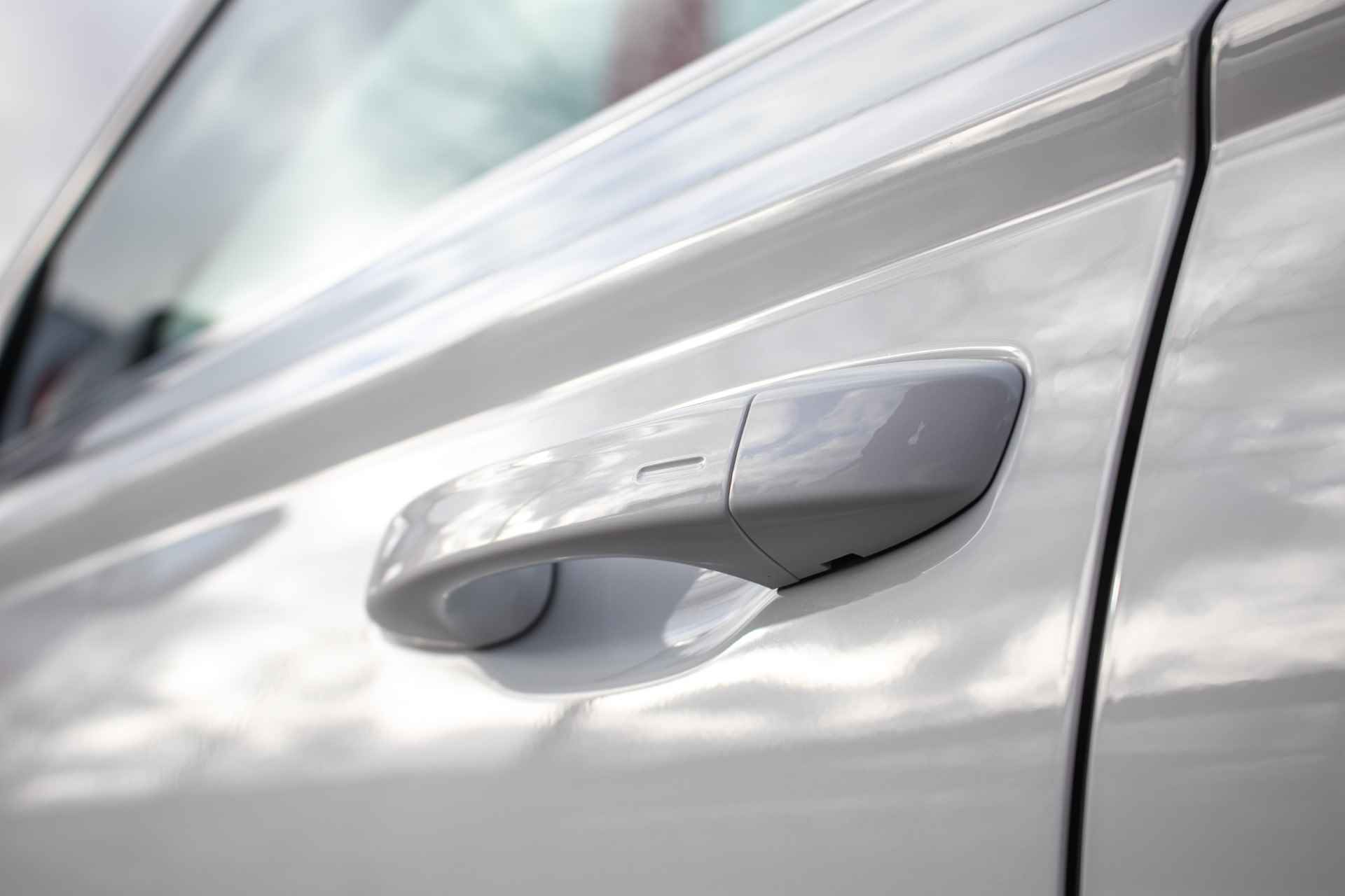 Škoda Karoq 1.5 TSI ACT Business Edition Plus automaat - All-in rijklrprs| Digitaal display | Navi | Cam | Adapt. cruise - 31/45