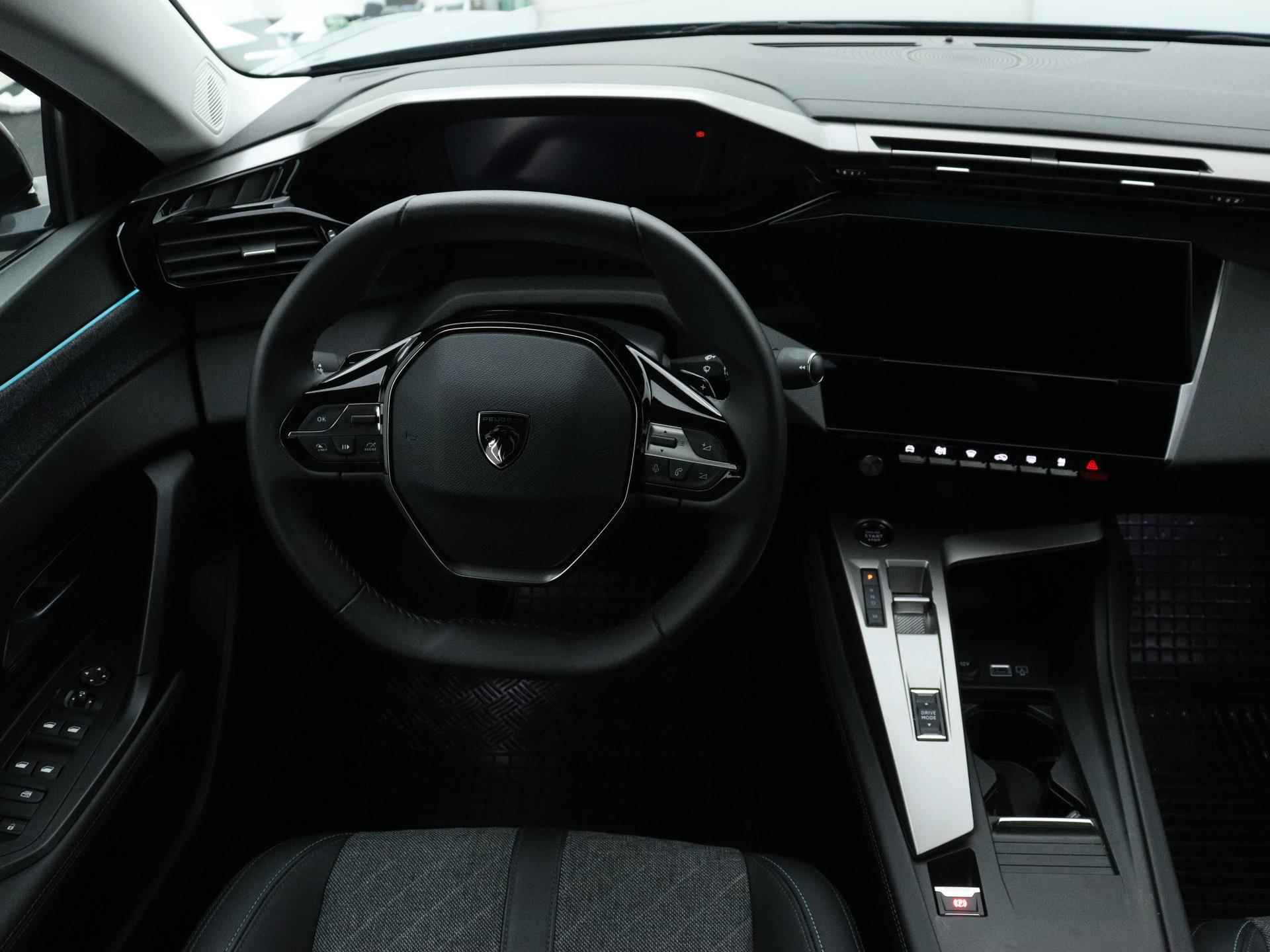 Peugeot 408 Allure Pack 130pk Automaat | Navigatie | Camera | Dodehoek Detectie | Licht Metalen Velgen 19"| Adaptieve Cruise Control - 22/39