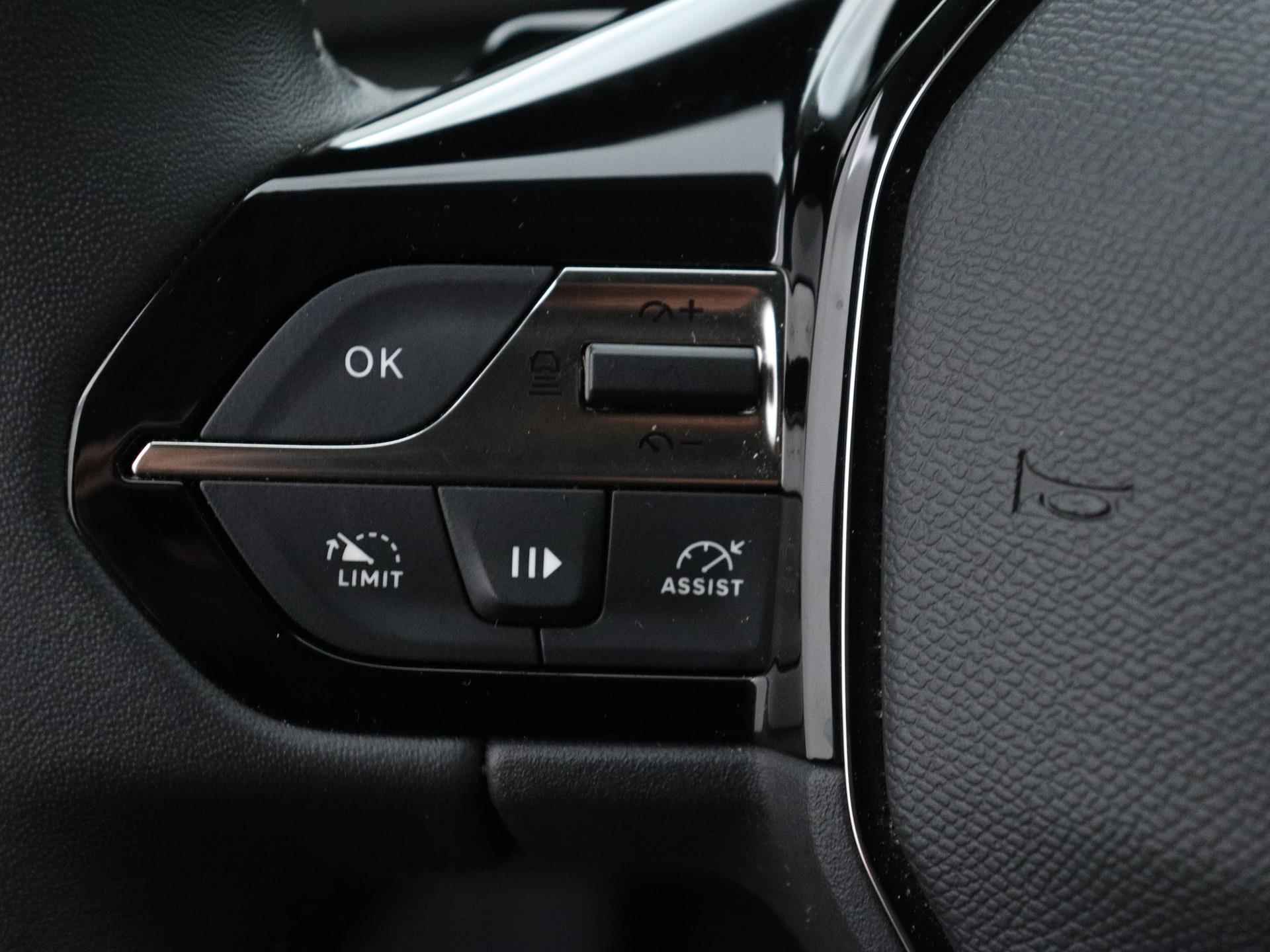 Peugeot 408 Allure Pack 130pk Automaat | Navigatie | Camera | Dodehoek Detectie | Licht Metalen Velgen 19"| Adaptieve Cruise Control - 28/39