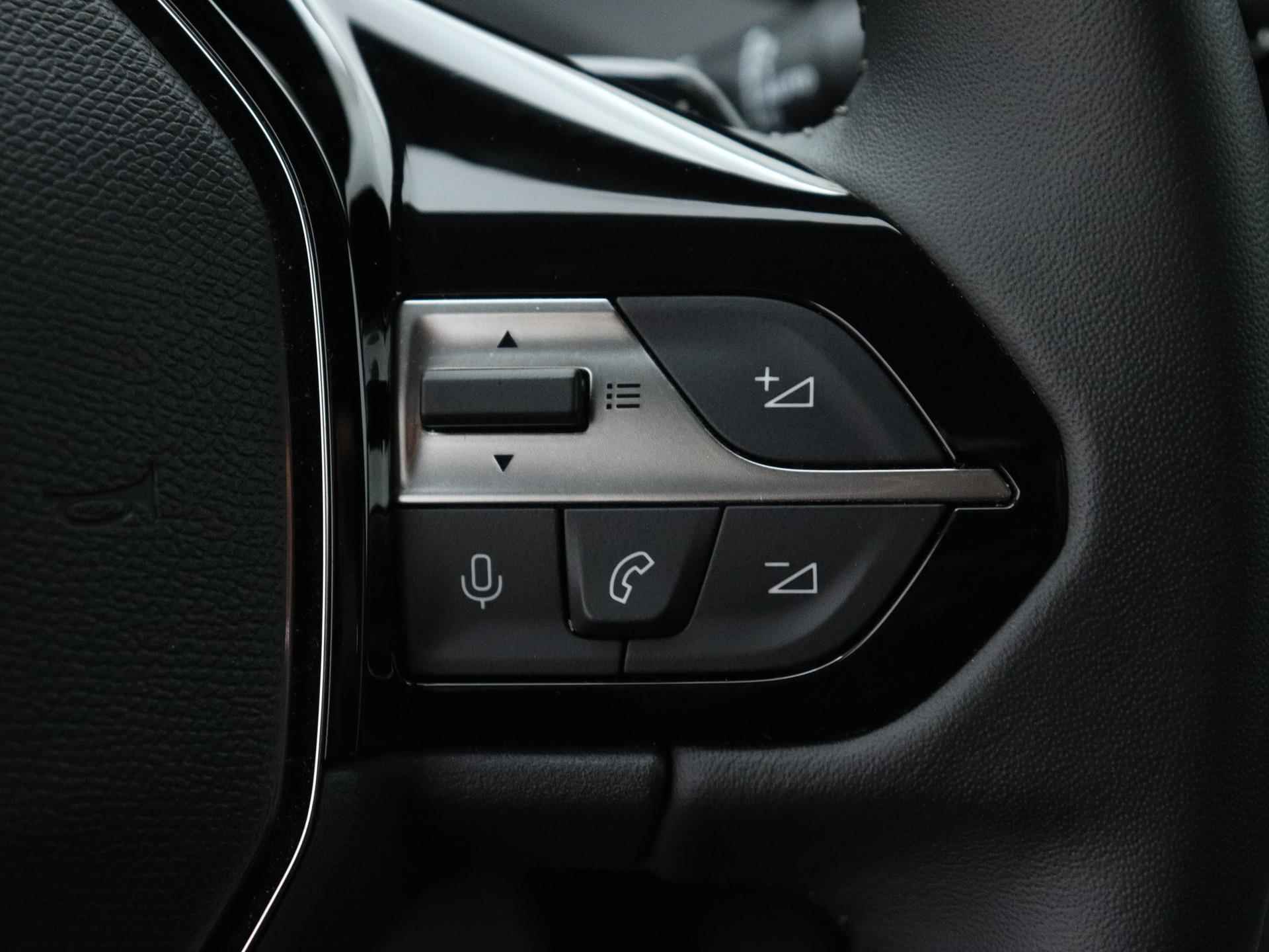 Peugeot 408 Allure Pack 130pk Automaat | Navigatie | Camera | Dodehoek Detectie | Licht Metalen Velgen 19"| Adaptieve Cruise Control - 30/39