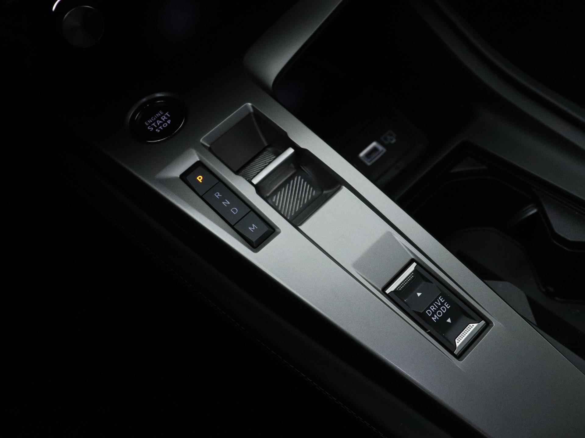Peugeot 408 Allure Pack 130pk Automaat | Navigatie | Camera | Dodehoek Detectie | Licht Metalen Velgen 19"| Adaptieve Cruise Control - 31/39