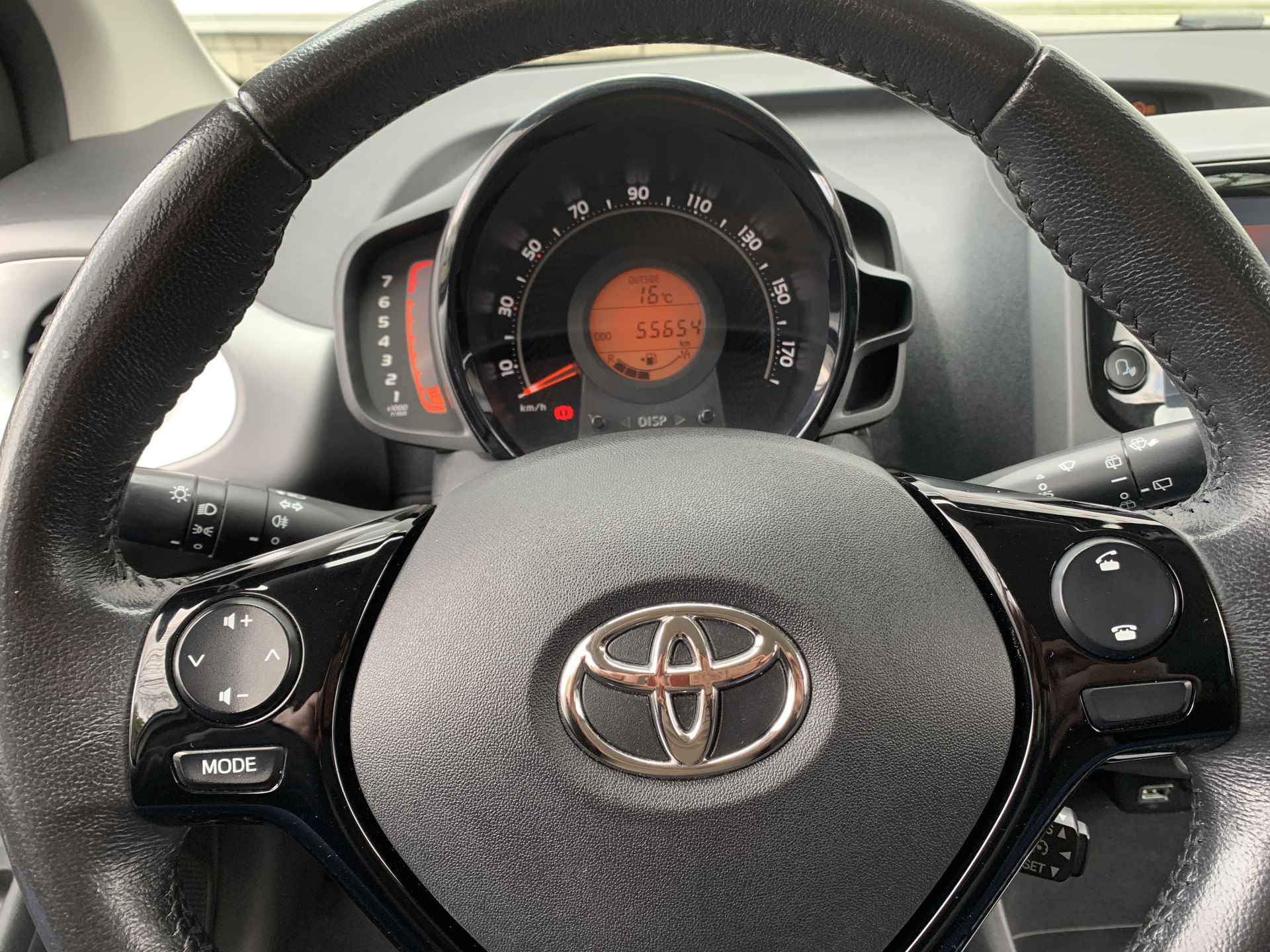 Toyota Aygo 1.0 VVT-i x-play - 20/30