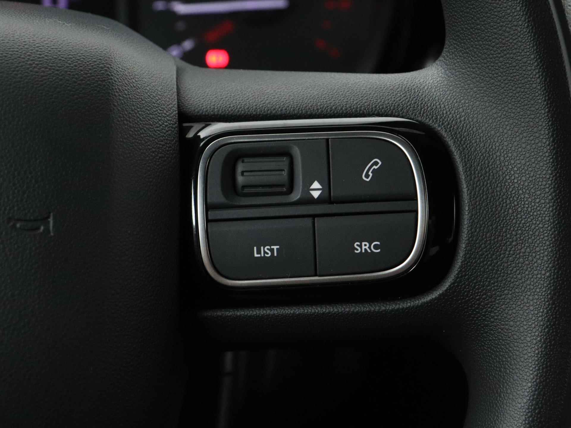 Citroen C3 Feel 83pk | Navigatie | Climate Control | Cruise Control | Parkeersensoren | Apple Carplay / Android Auto | Bluetooth | DAB+ radio | Automatisch dimlicht | Regensensor | Donker getint glas | Afwijkende dakkleur | All seasonbanden | - 19/34