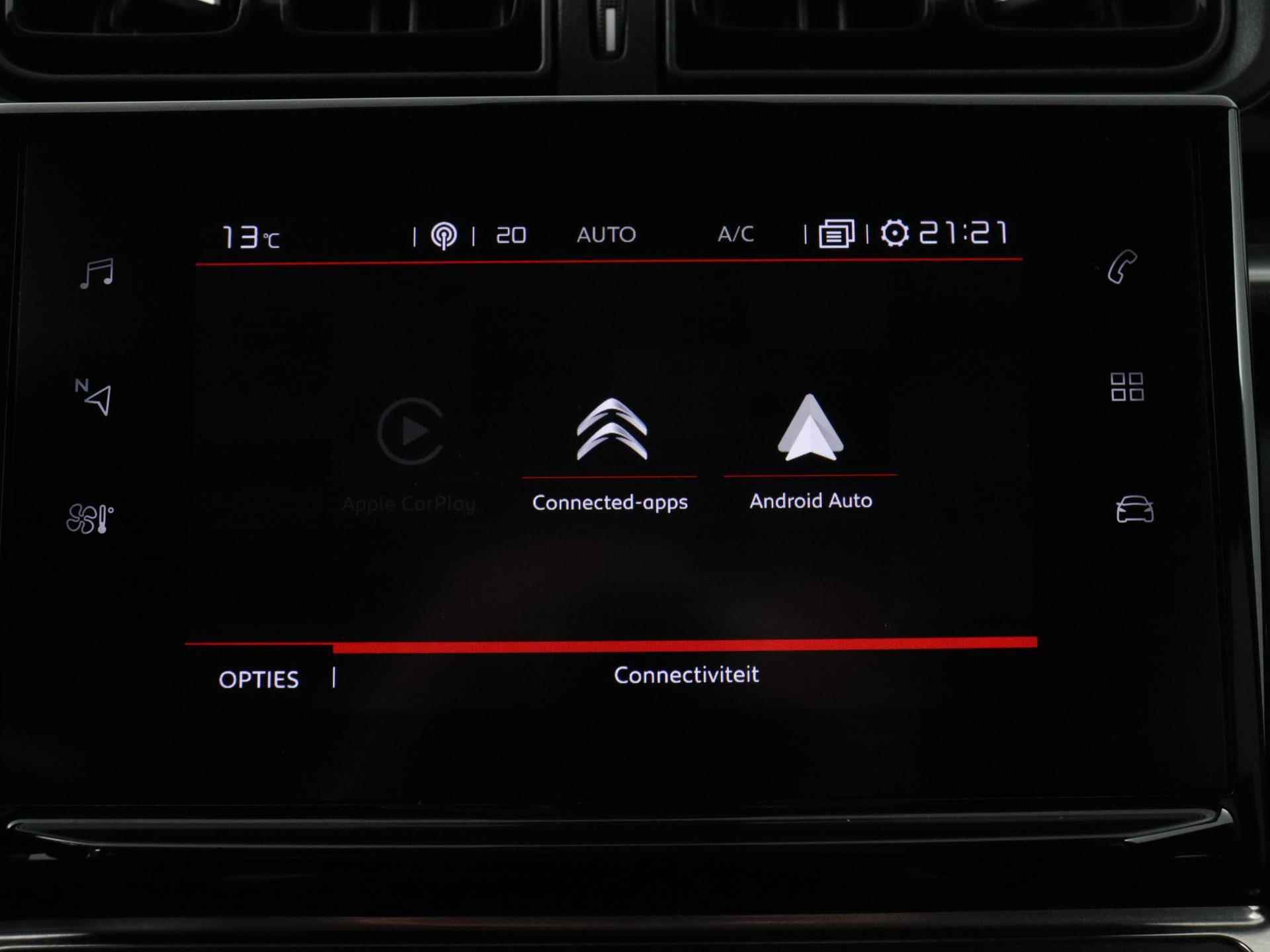 Citroen C3 Feel 83pk | Navigatie | Climate Control | Cruise Control | Parkeersensoren | Apple Carplay / Android Auto | Bluetooth | DAB+ radio | Automatisch dimlicht | Regensensor | Donker getint glas | Afwijkende dakkleur | All seasonbanden | - 24/34