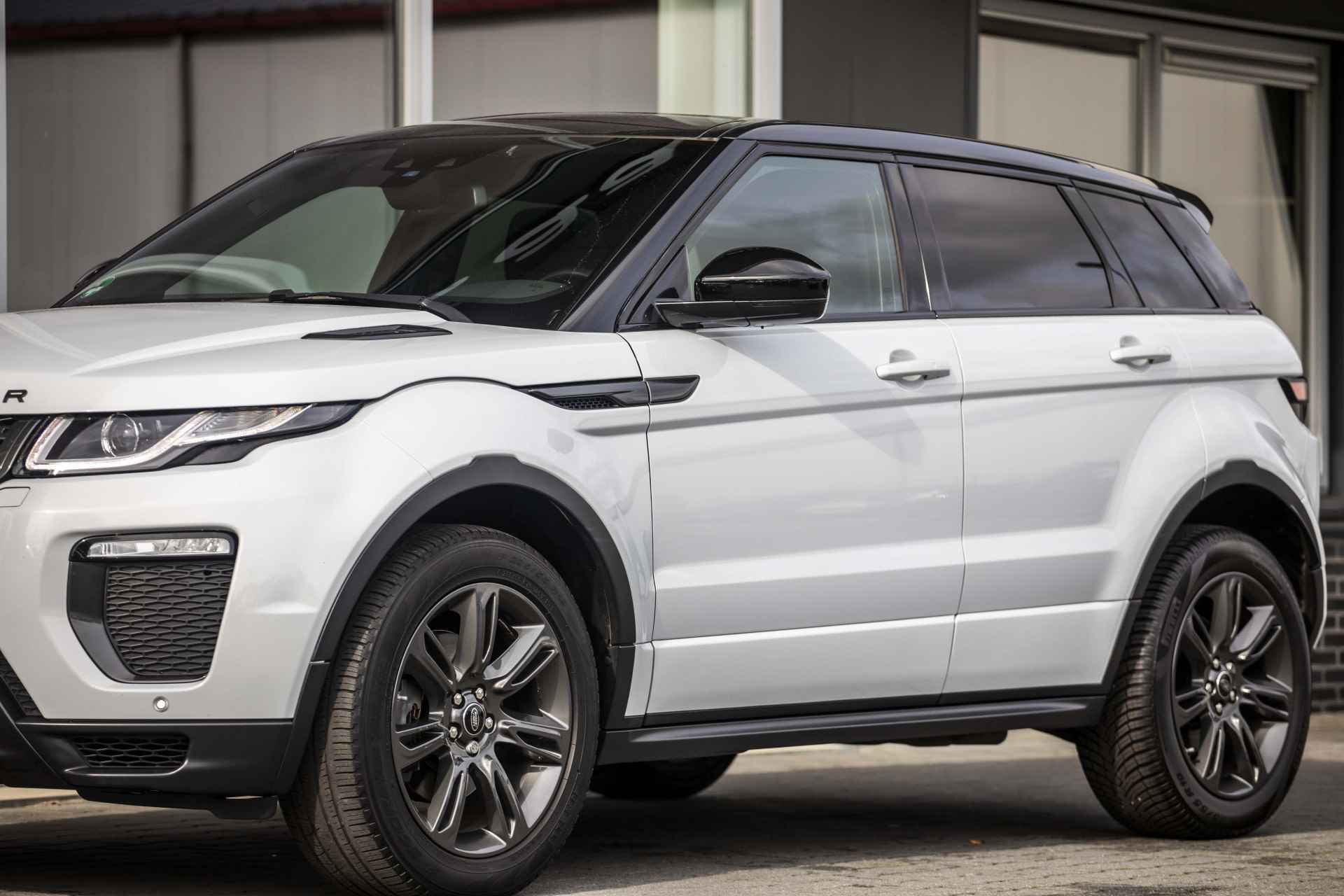 Land Rover Range Rover Evoque 2.0 TD4 HSE Dynamic | Pano | Trekhaak | Camera | Leder - 17/44