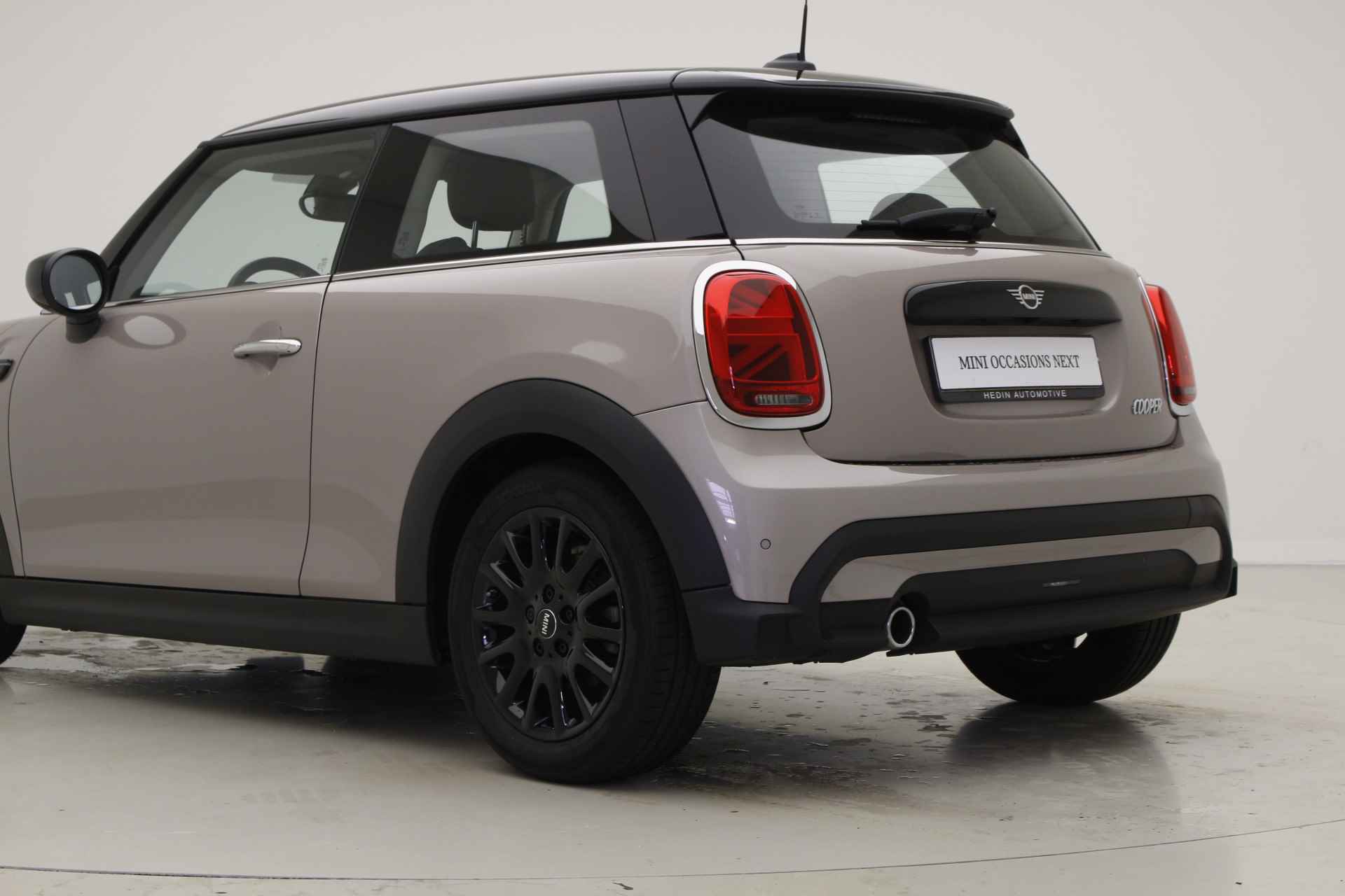 MINI 3-deurs Cooper Camden Edition | - 8/31