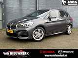 BMW 2-Serie Active Tourer (f45) 220i 192pk Automaat High Executive M-Pakket | Leer | Pano Schuif/kanteldak | LED | Navigatie | Climatecontrol 2 zones | Comfortstoelen |