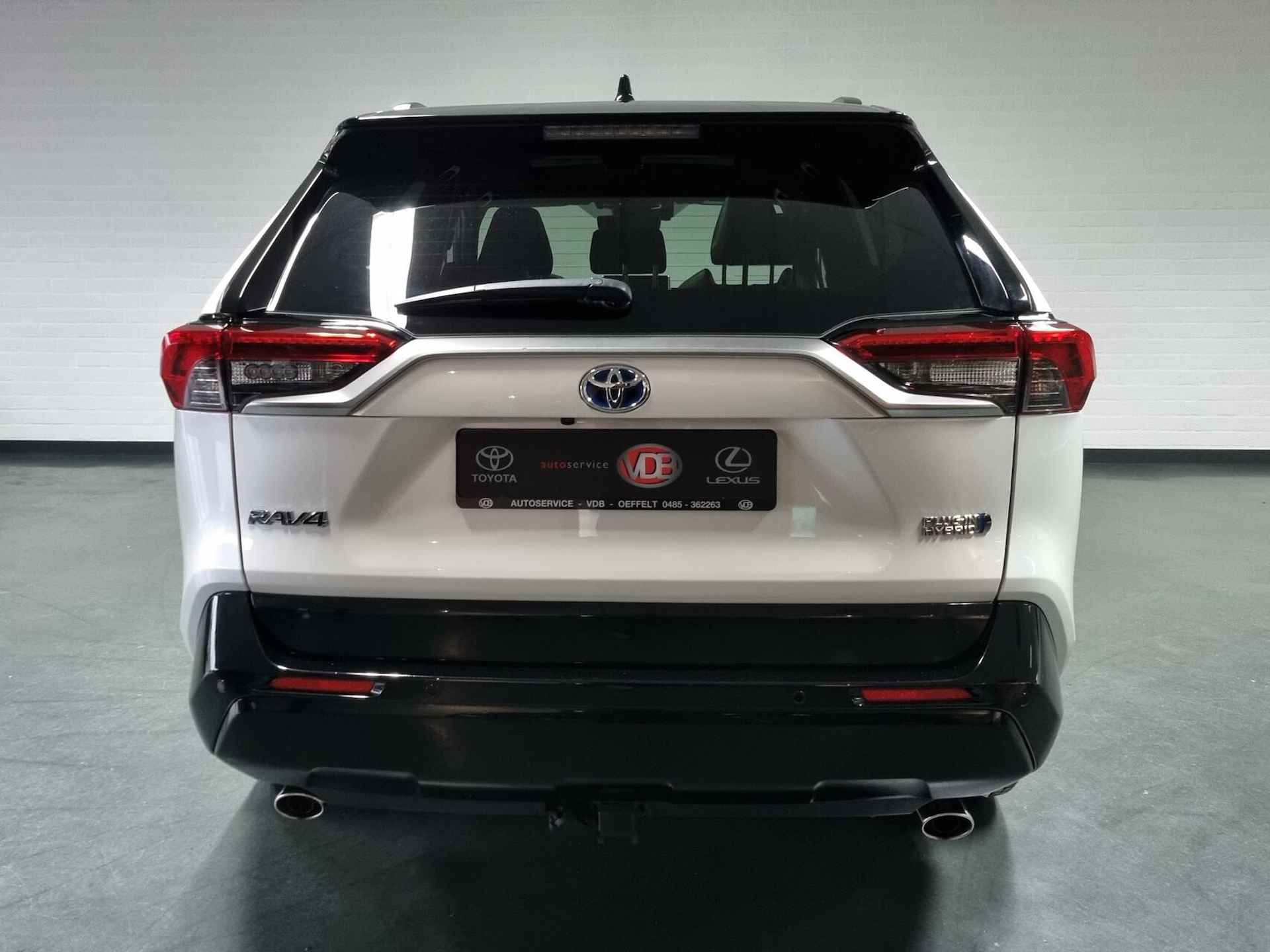 Toyota RAV4 2.5 Plug-in Hybrid AWD Bi-Tone Plus JBL / Pano / Trekhaak - 5/91