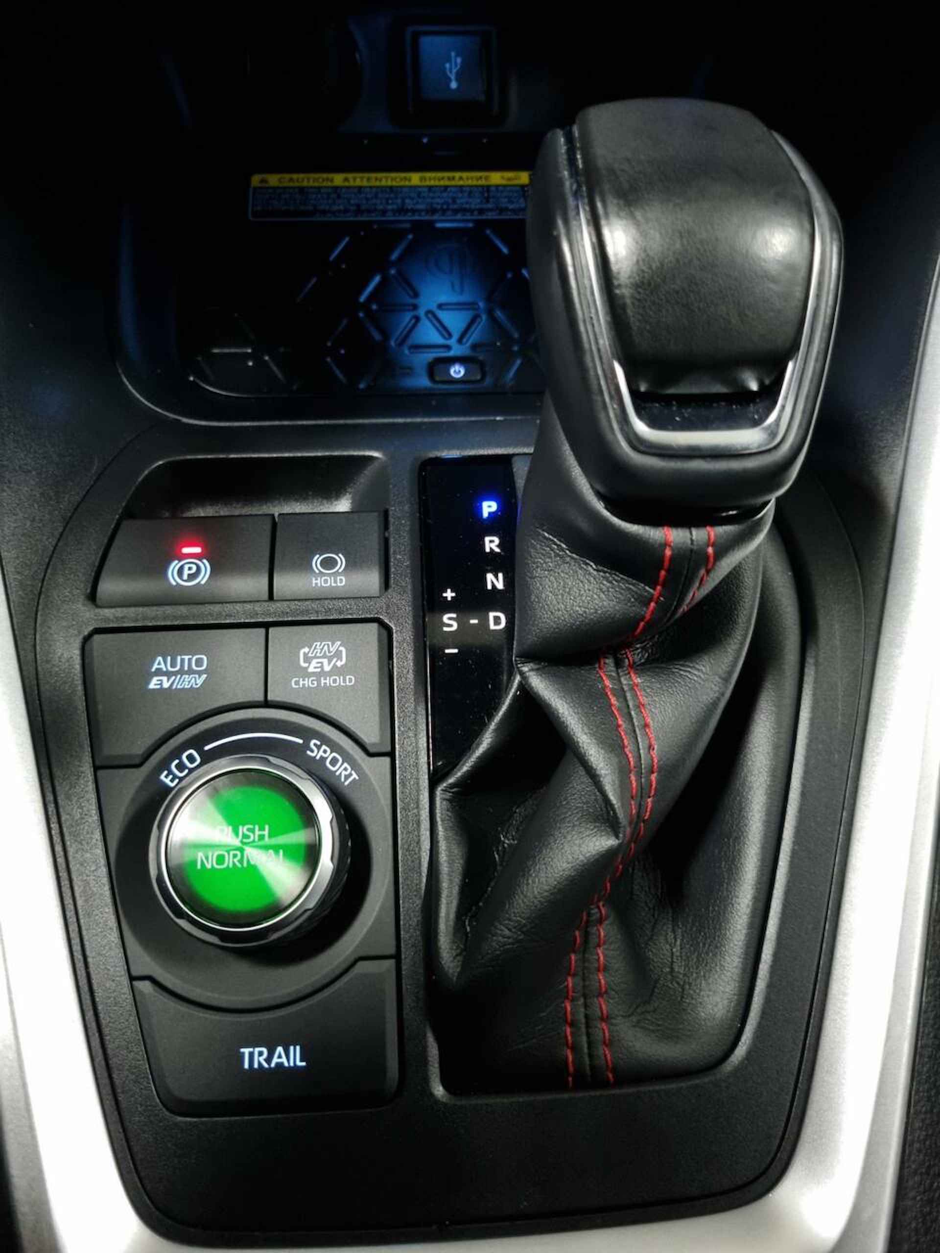 Toyota RAV4 2.5 Plug-in Hybrid AWD Bi-Tone Plus JBL / Pano / Trekhaak - 52/91