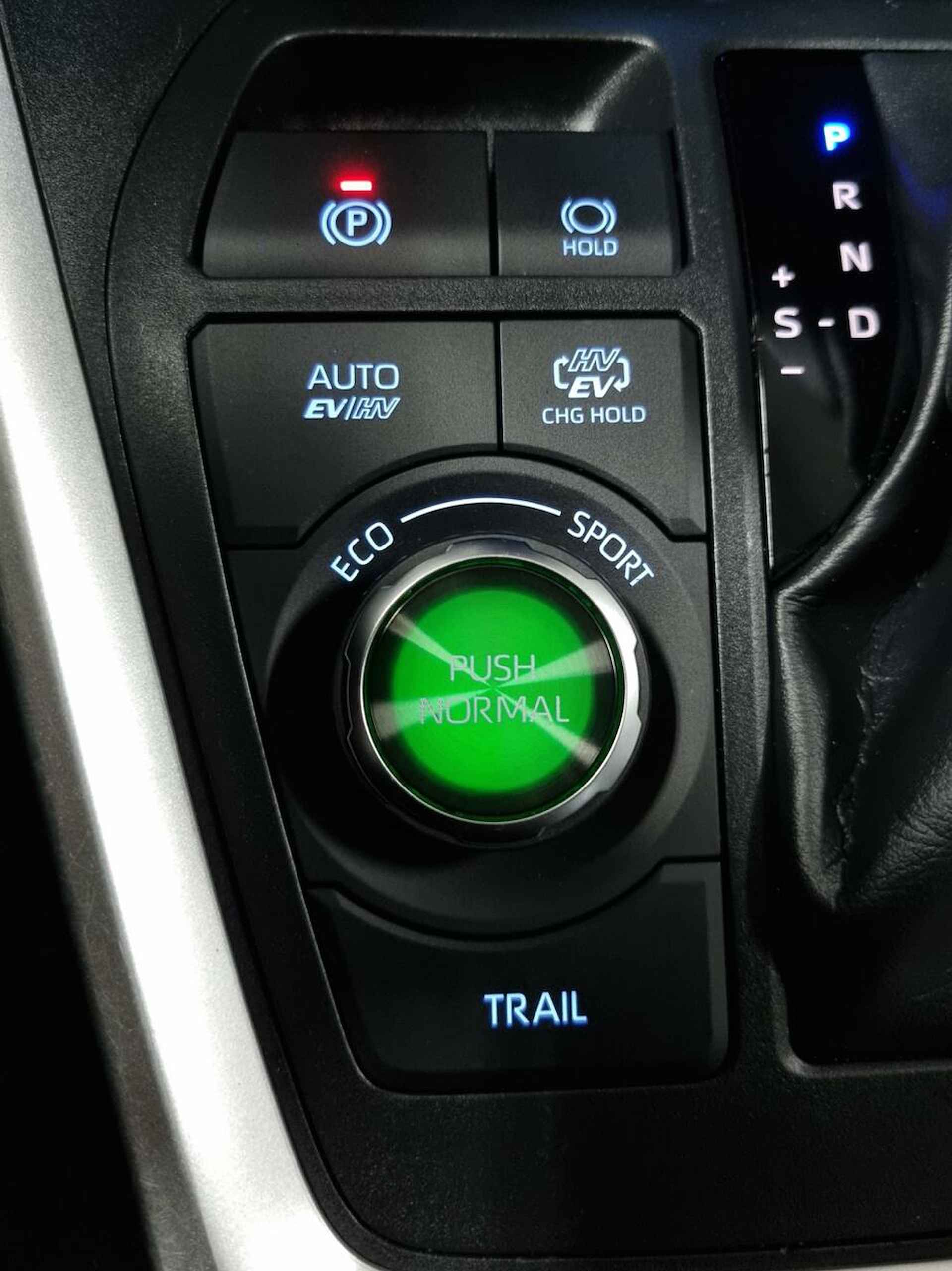 Toyota RAV4 2.5 Plug-in Hybrid AWD Bi-Tone Plus JBL / Pano / Trekhaak - 69/91