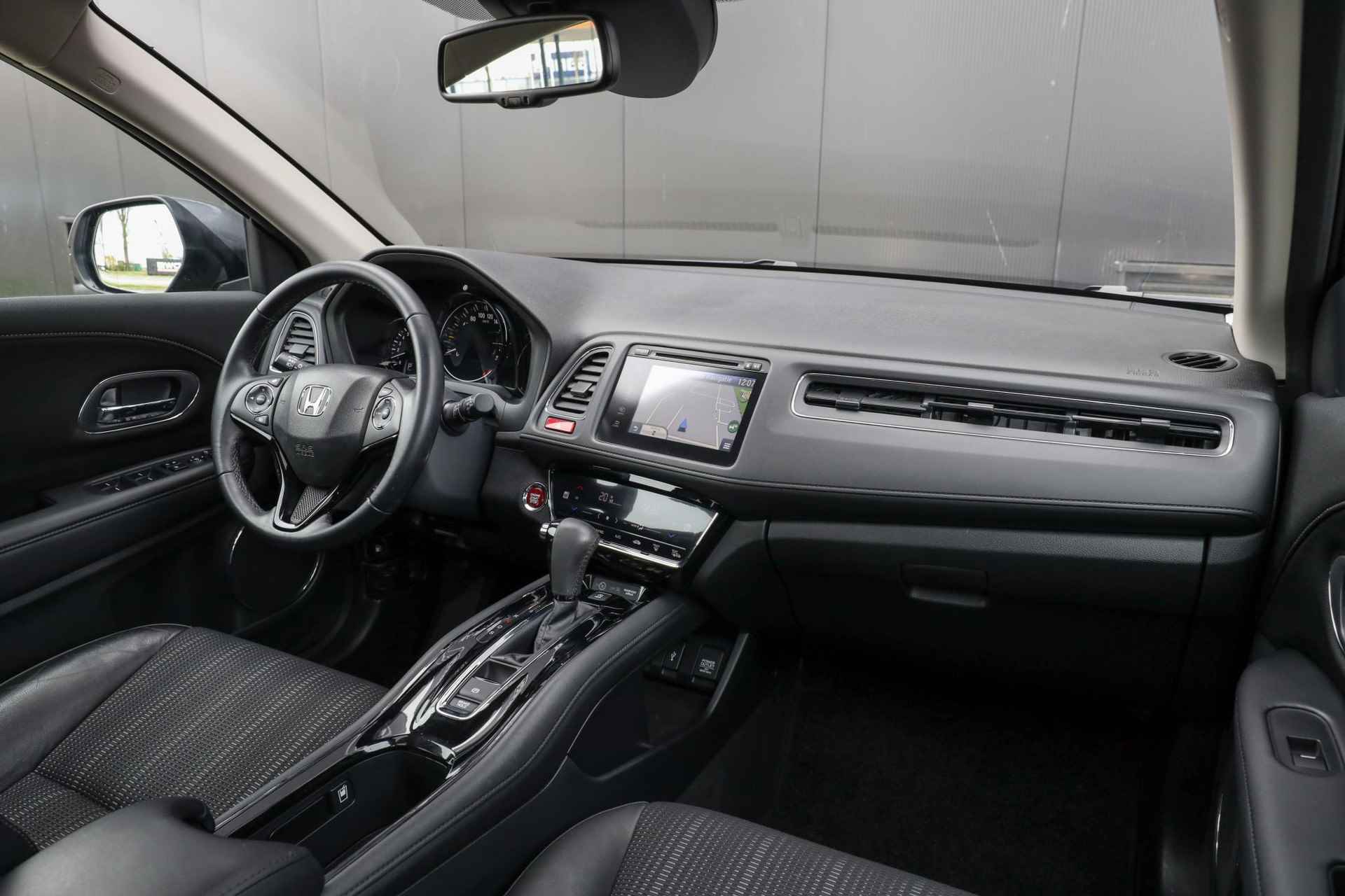 Honda HR-V 1.5 i-VTEC Aut. 130 PK Executive ✅ Pano ✅ LED ✅ Navi - 9/39