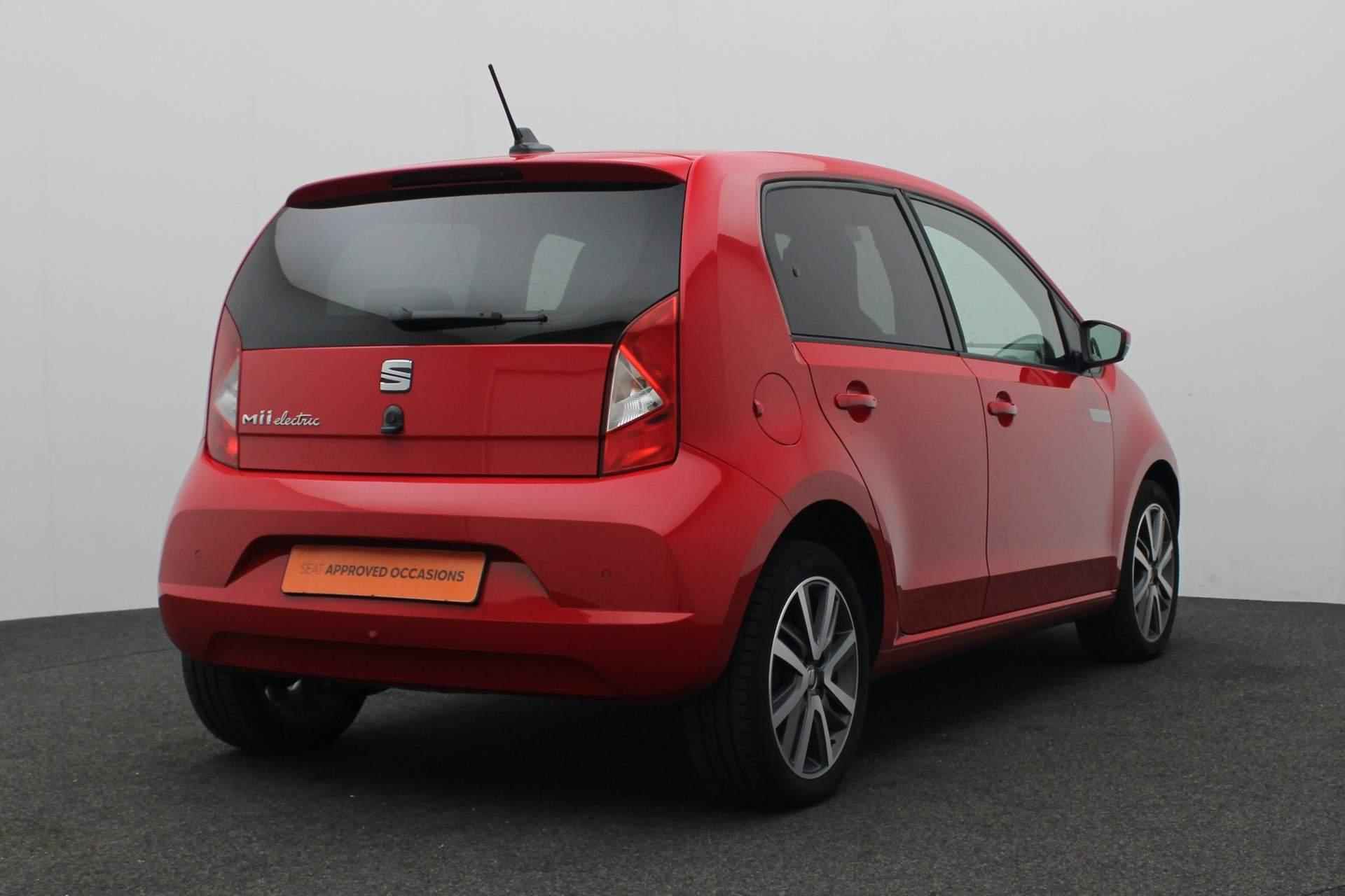 SEAT Mii Electric electric Plus 83PK | Stoelverwarming | Parkeersensoren achter | Cruise | Clima | Navi via App | DAB - 4/28