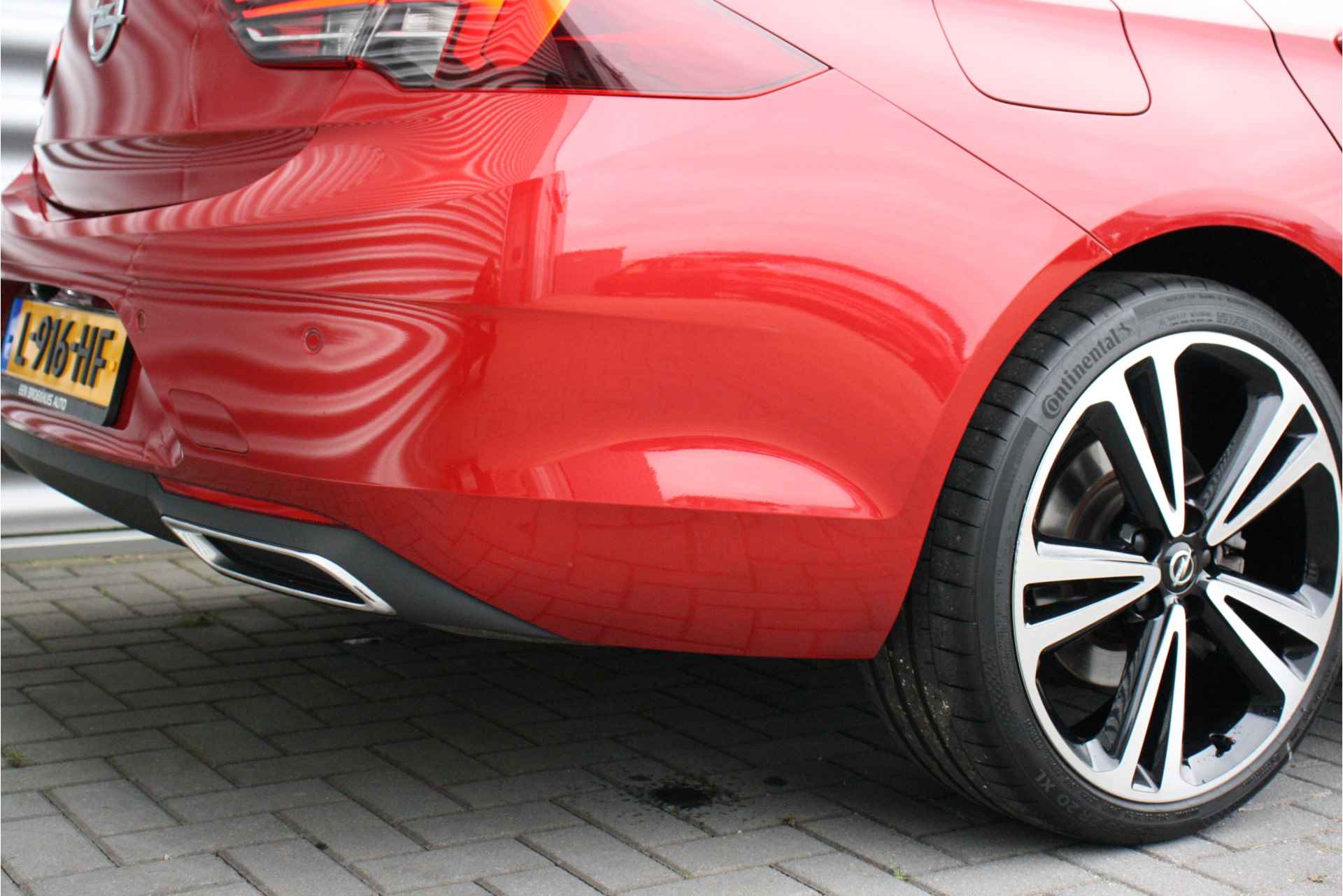 Opel Insignia GRAND SPORT 2.0 TURBO 200PK ULTIMATE AUTOMAAT / NAVI / LEDER / CLIMA / AGR / PDC / CAMERA / HUD / 20" LMV / BOSE / KEYLESS / LED - 11/41
