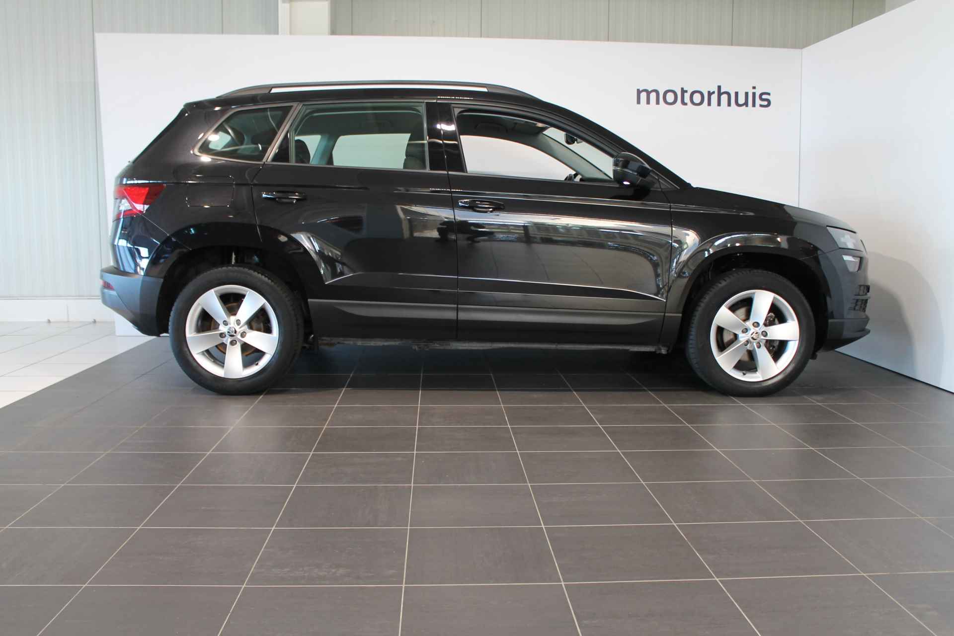 Skoda Karoq 1.0 TSI 115PK AMBITION BUSINESS VIRTUAL NAVI CAMERA ECC NAP - 5/33