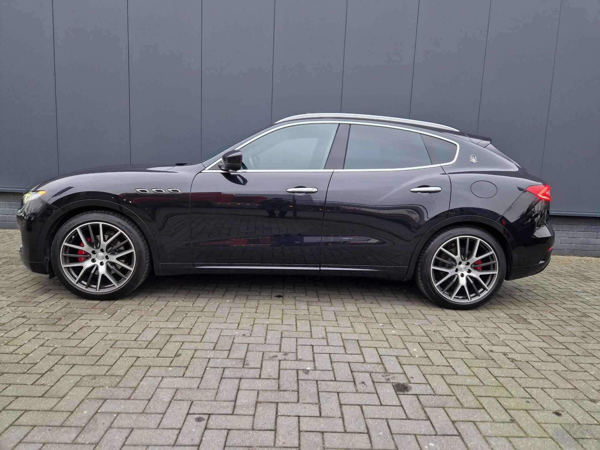 Maserati Levante 3.0 V6 D AWD Gransport /Pano /Luchtvering /Soundbox - 3/59