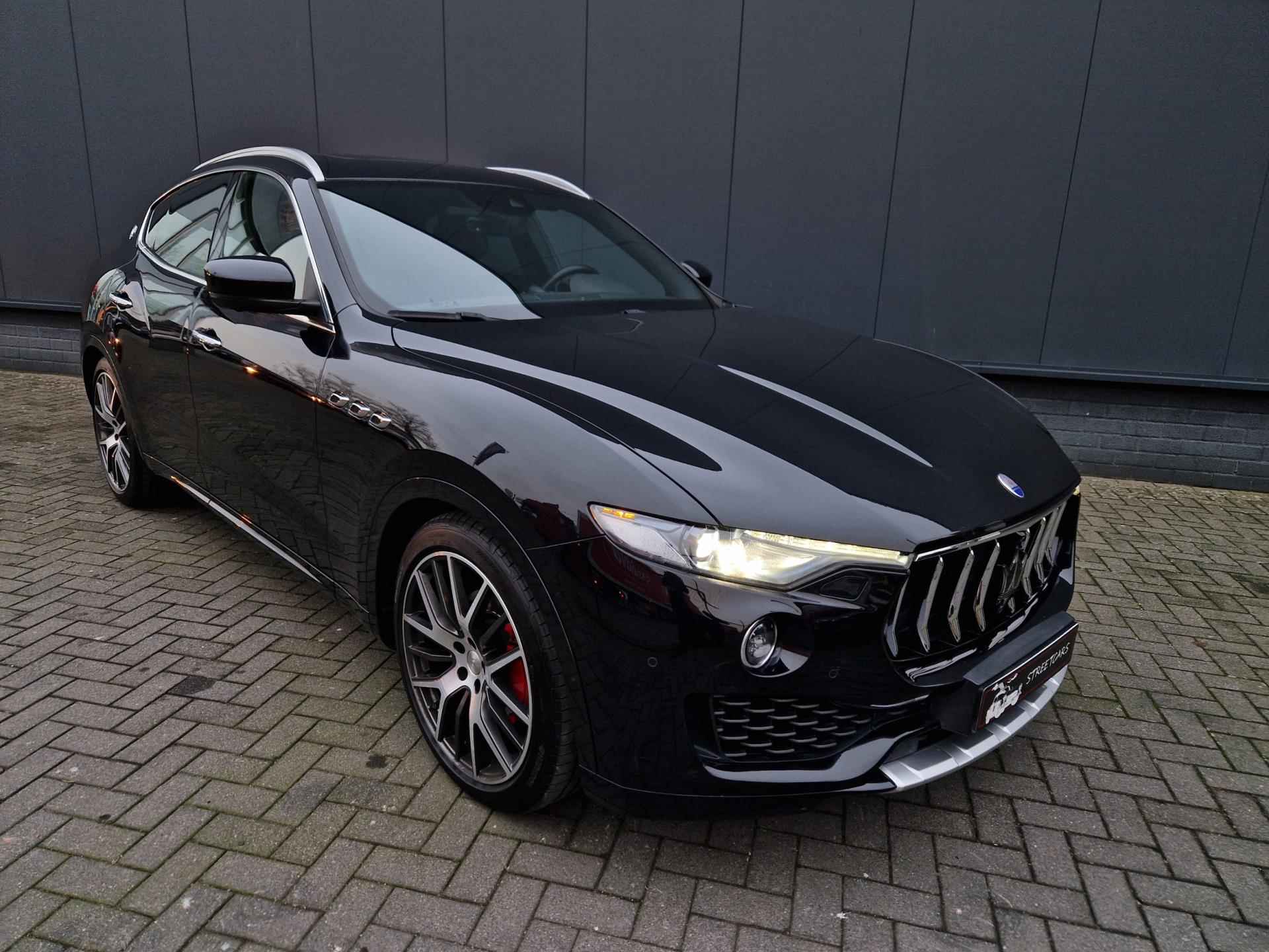 Maserati Levante 3.0 V6 D AWD Gransport /Pano /Luchtvering /Soundbox - 56/59