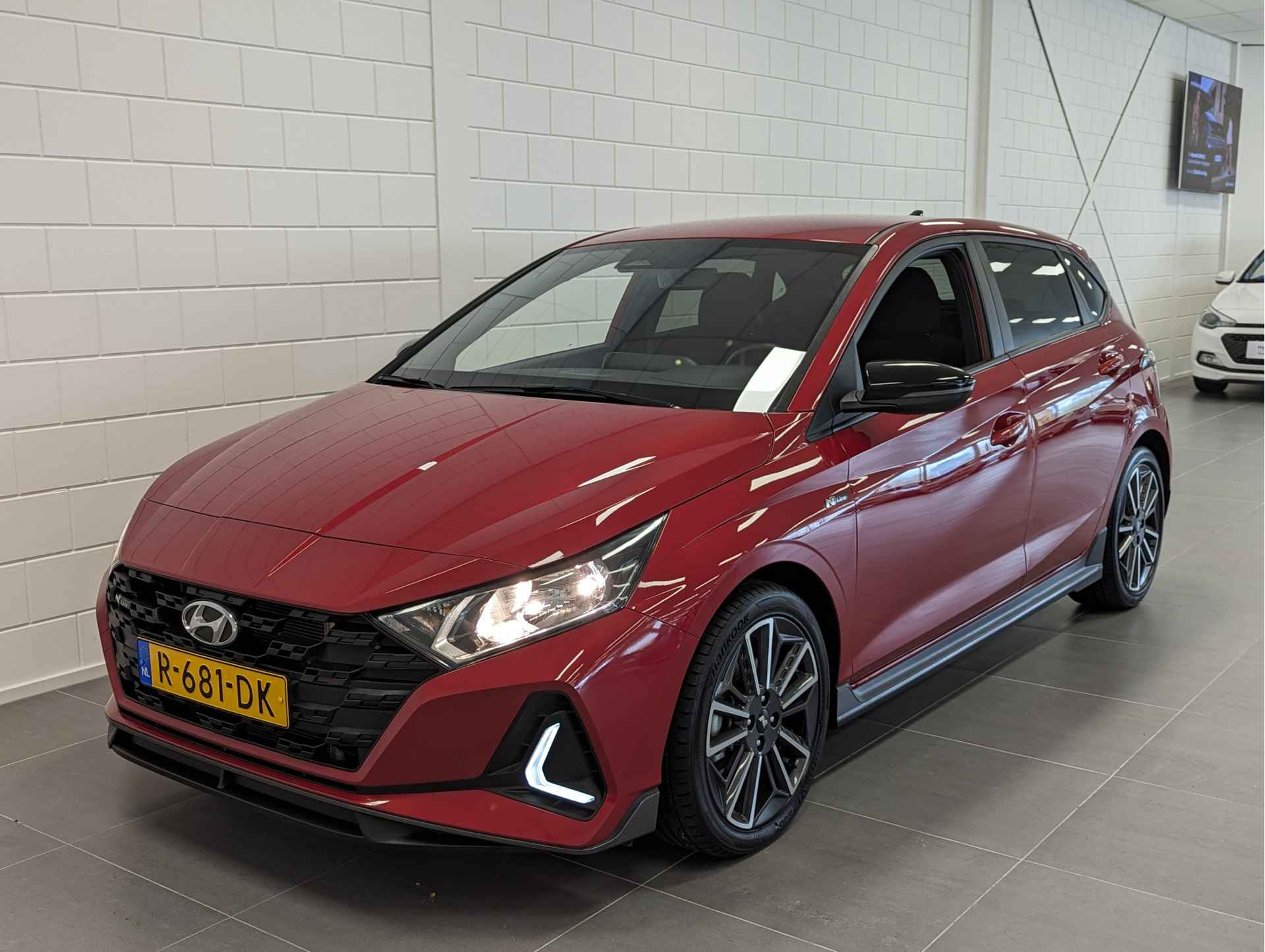 Hyundai i20 1.0 T-GDI N Line | Sportieve uitvoering! | Lichtmetalen velgen | Parkeercamera | BOSE Audio | - 4/45