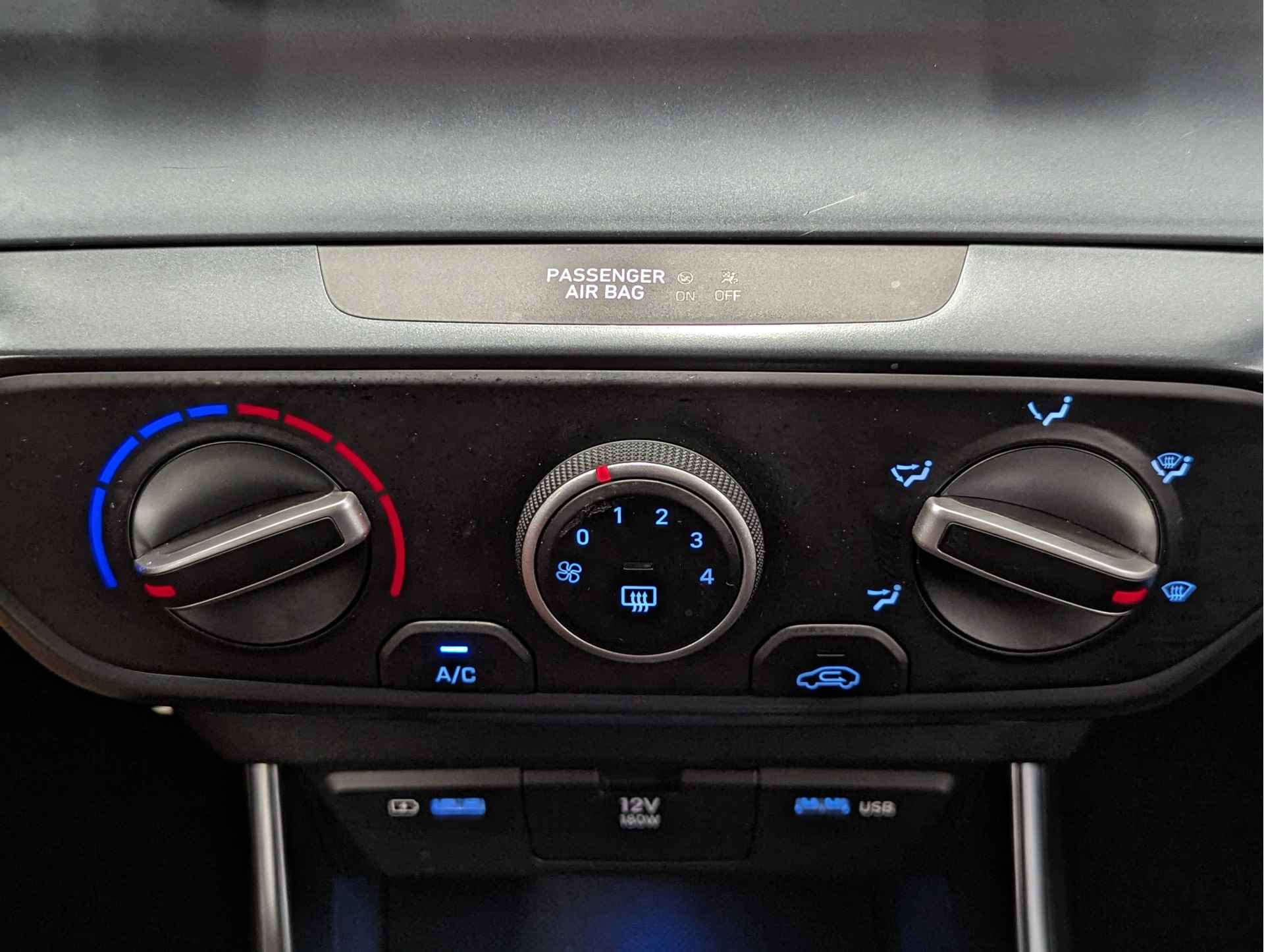 Hyundai i20 1.0 T-GDI N Line | Sportieve uitvoering! | Lichtmetalen velgen | Parkeercamera | BOSE Audio | - 33/45