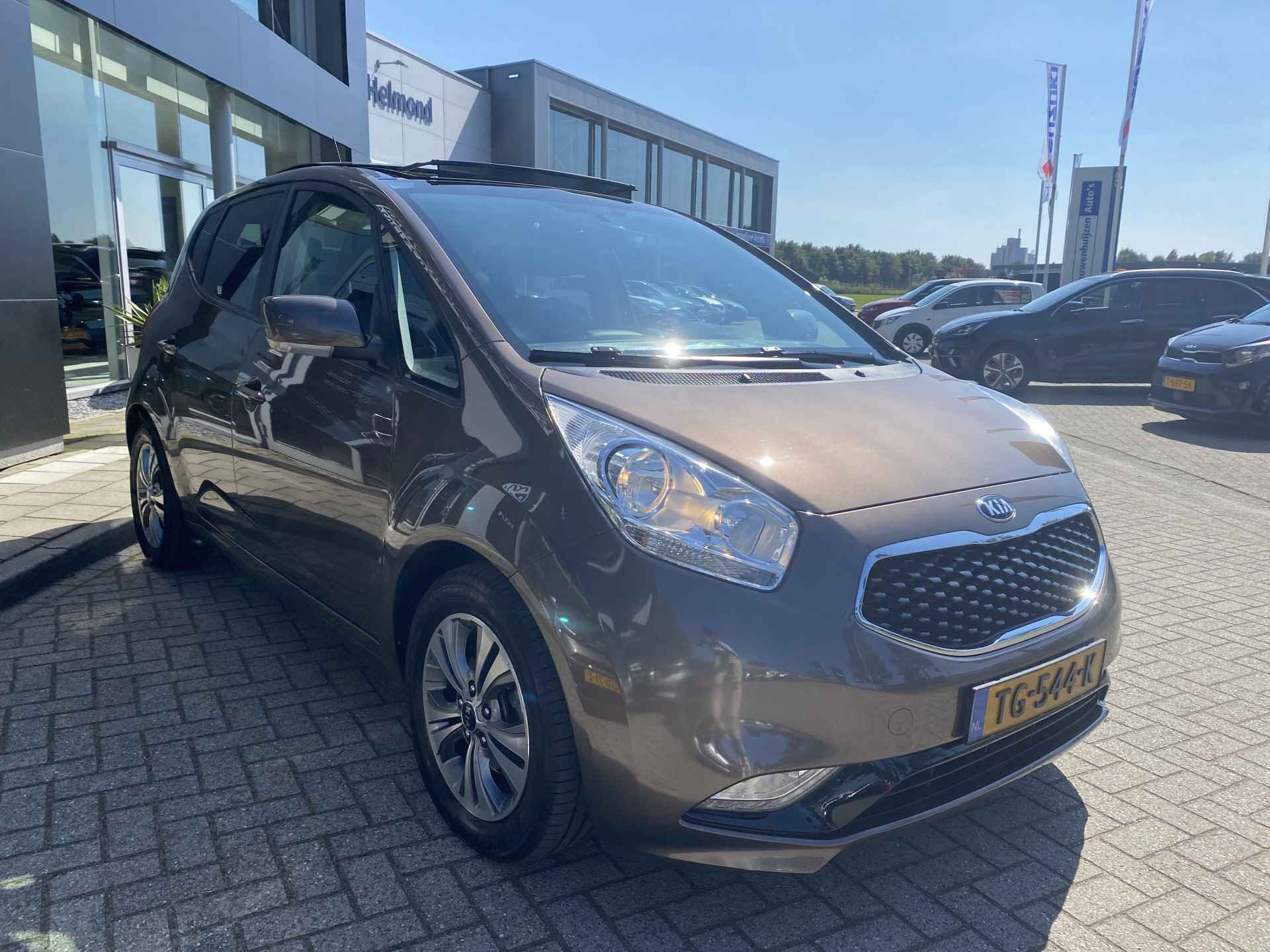 Kia Venga 1.4 CVVT Edition Panorama Schuifdak Camera pdc Lmv     info;F.Bogaars-0492-588956 - 5/25