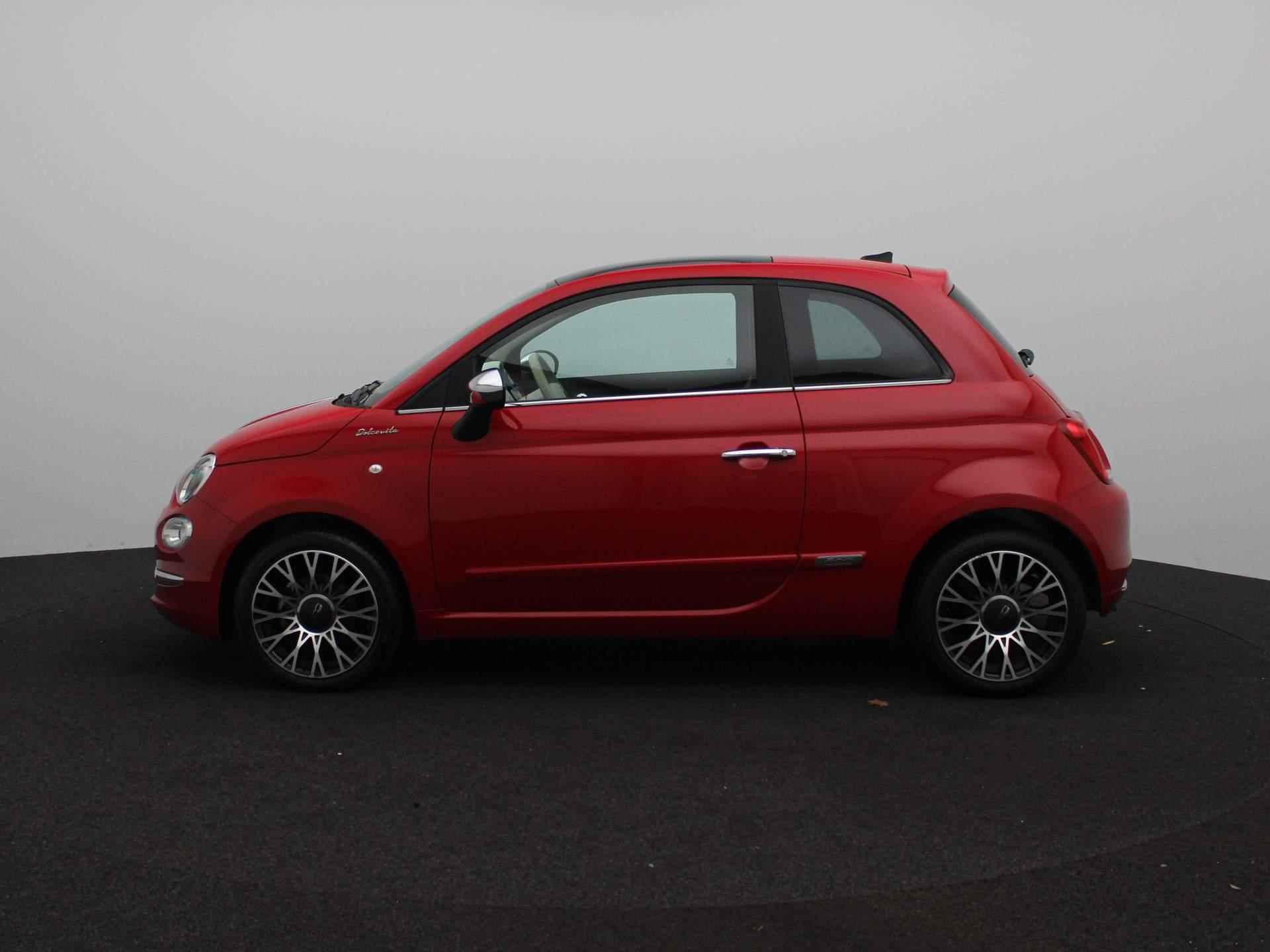 Fiat 500 1.0 Hybrid Dolcevita | Panoramadak | Apple CarPlay | Climate Control | Parkeersensoren | 16'' Velgen | - 4/26