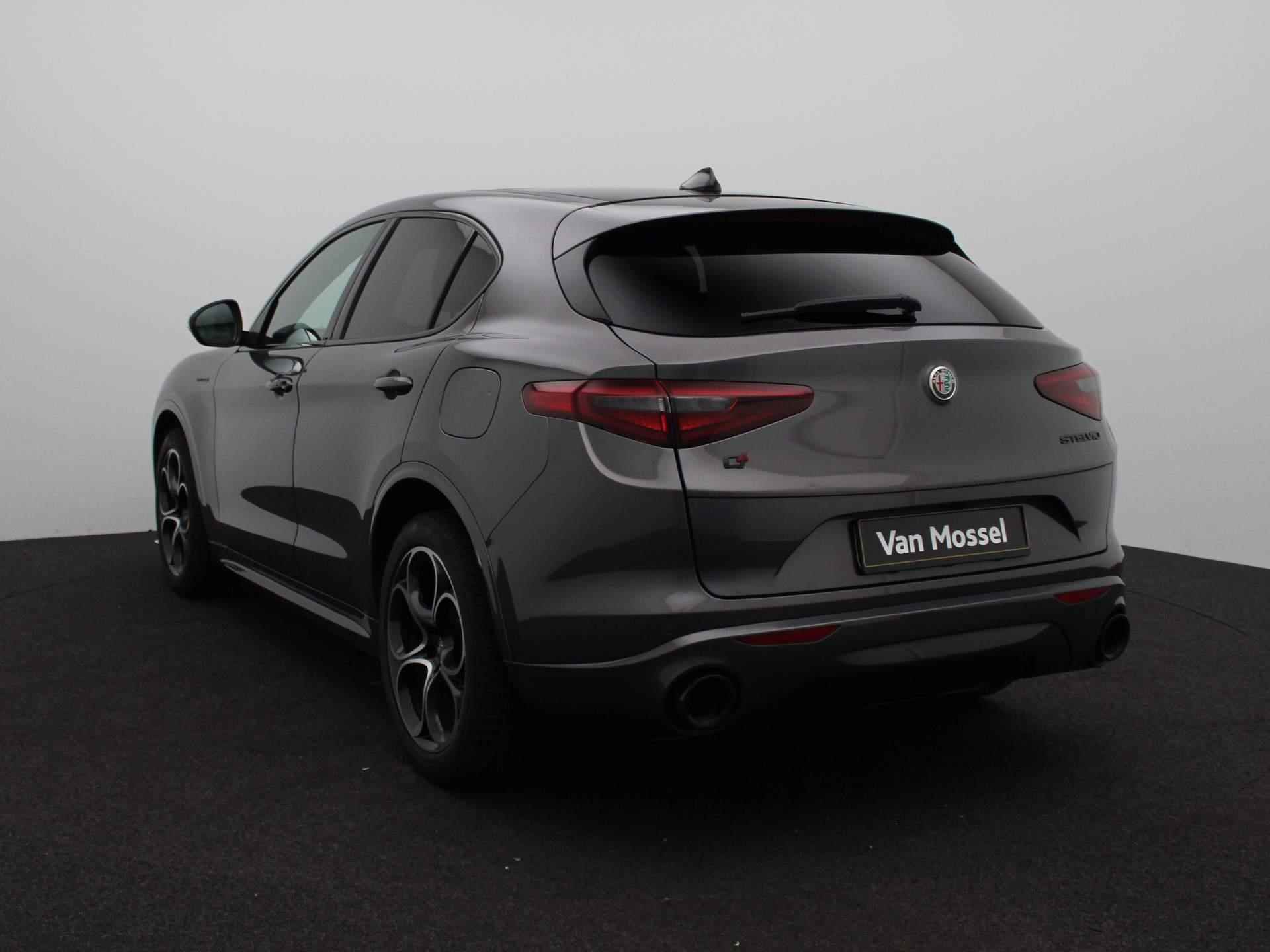 Alfa Romeo Stelvio 2.2 JTD AWD Veloce | Elektr. Trekhaak | Panorama Dak | Lederen Stoelbekleding | Harman Kardon Sound System | - 2/26